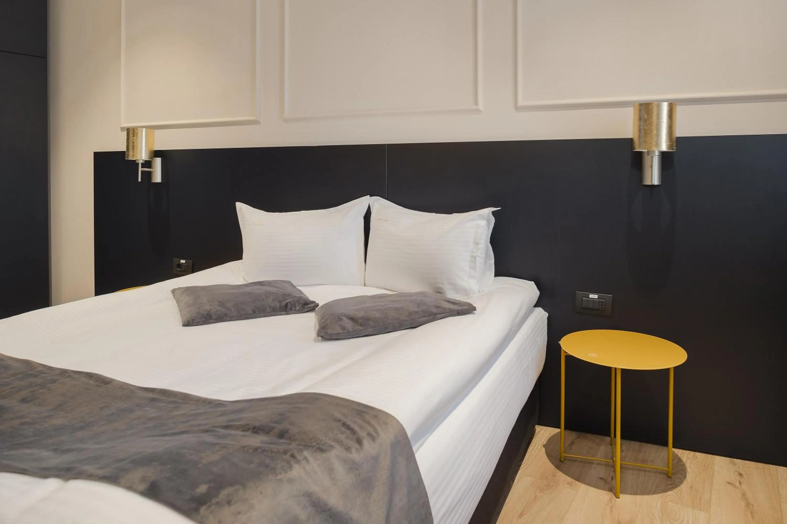 Bedroom, Bed in Hotel Atria