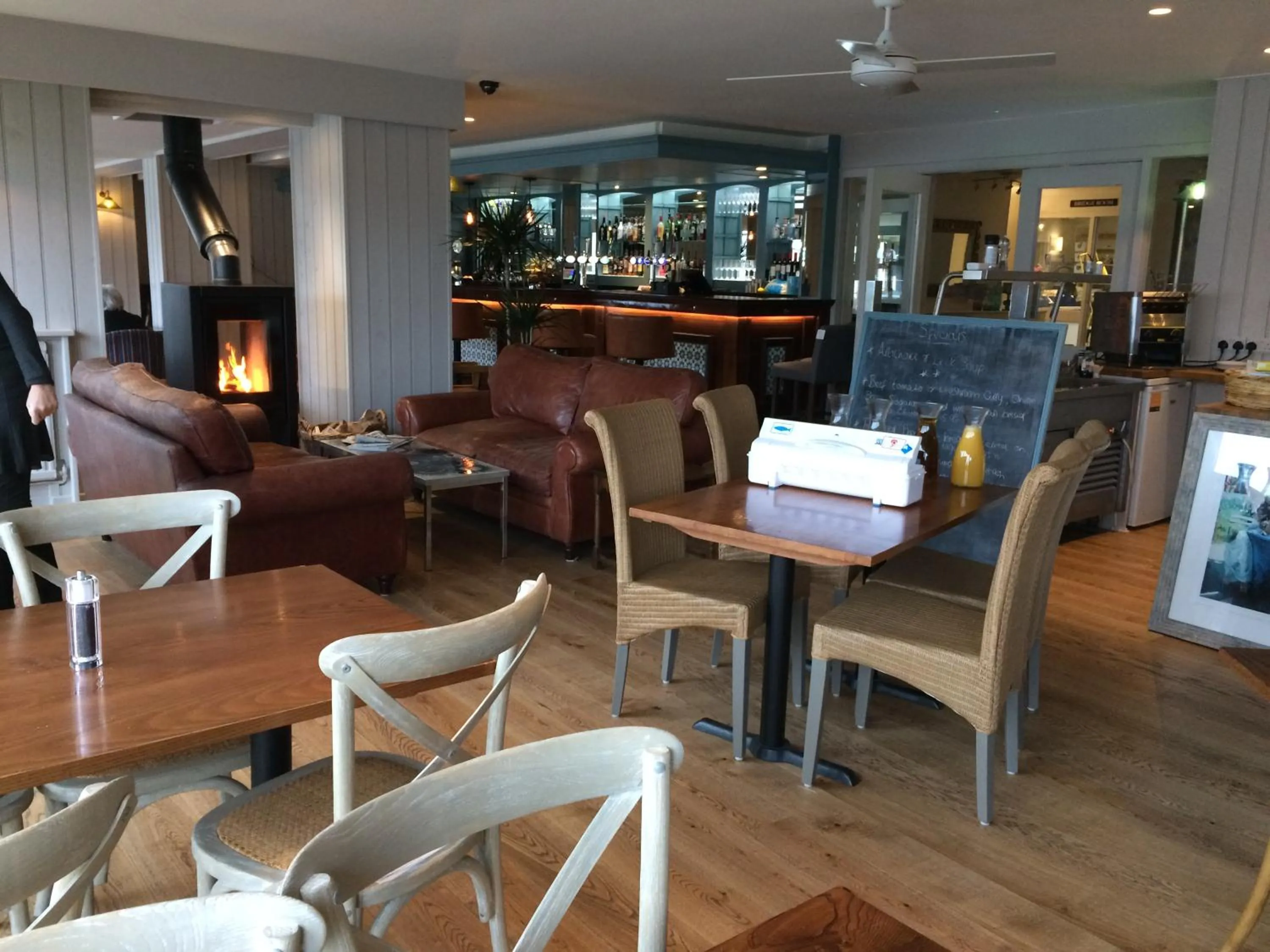 Restaurant/places to eat in Hotel Wroxham