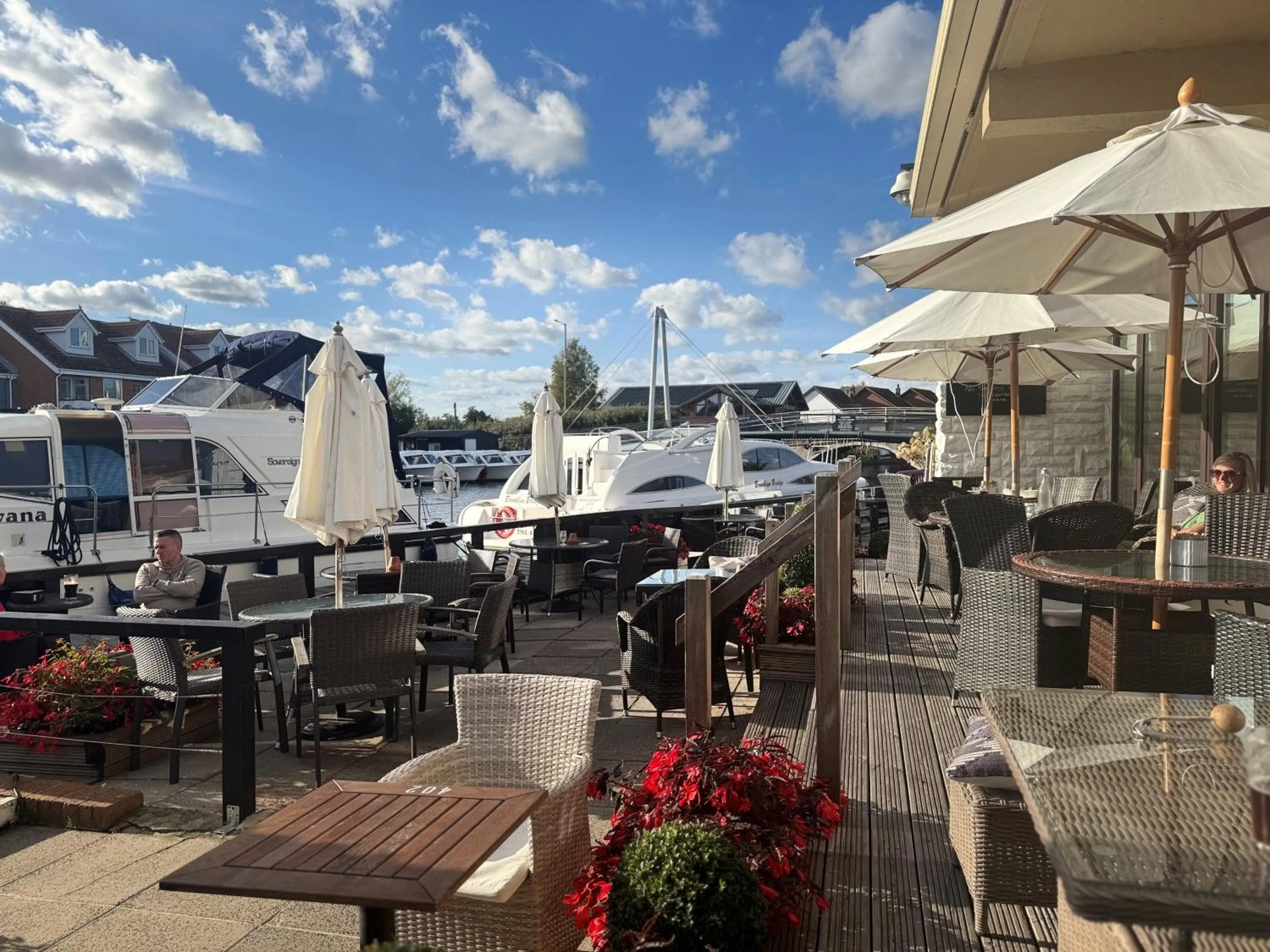 Restaurant/places to eat in Hotel Wroxham