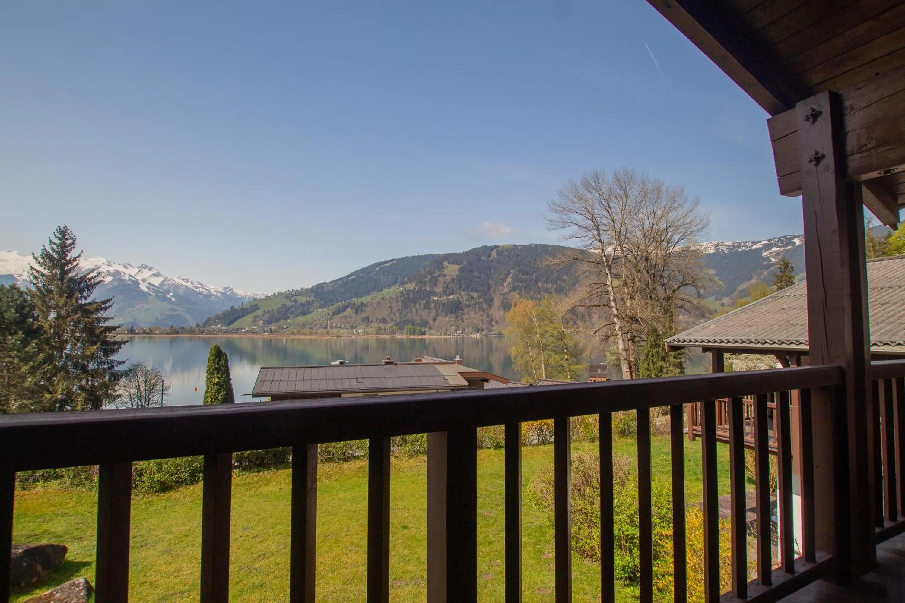 Lake view in Lake and Mountain View