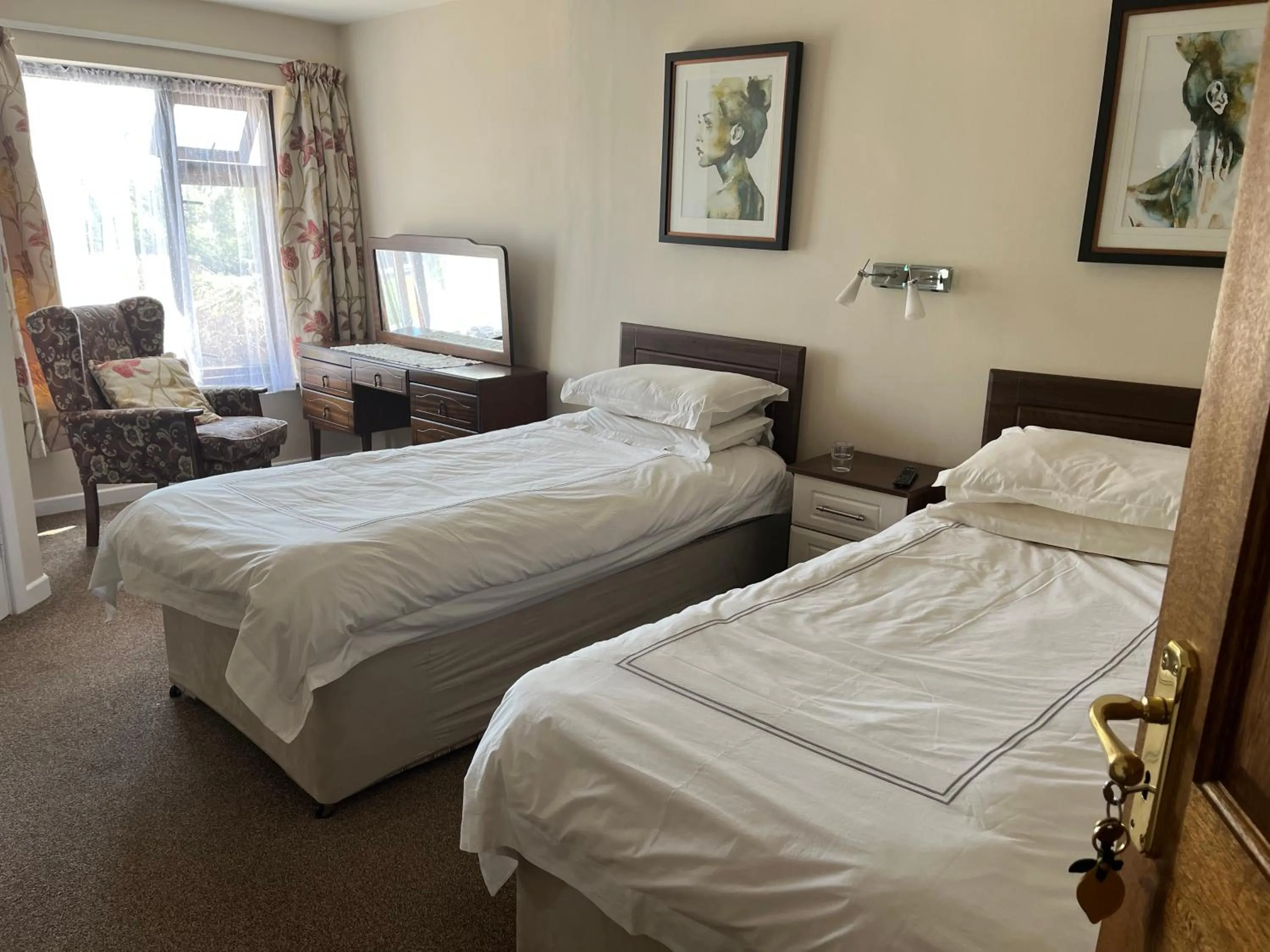 Photo of the whole room, Bed in Palmgrove Bed & Breakfast