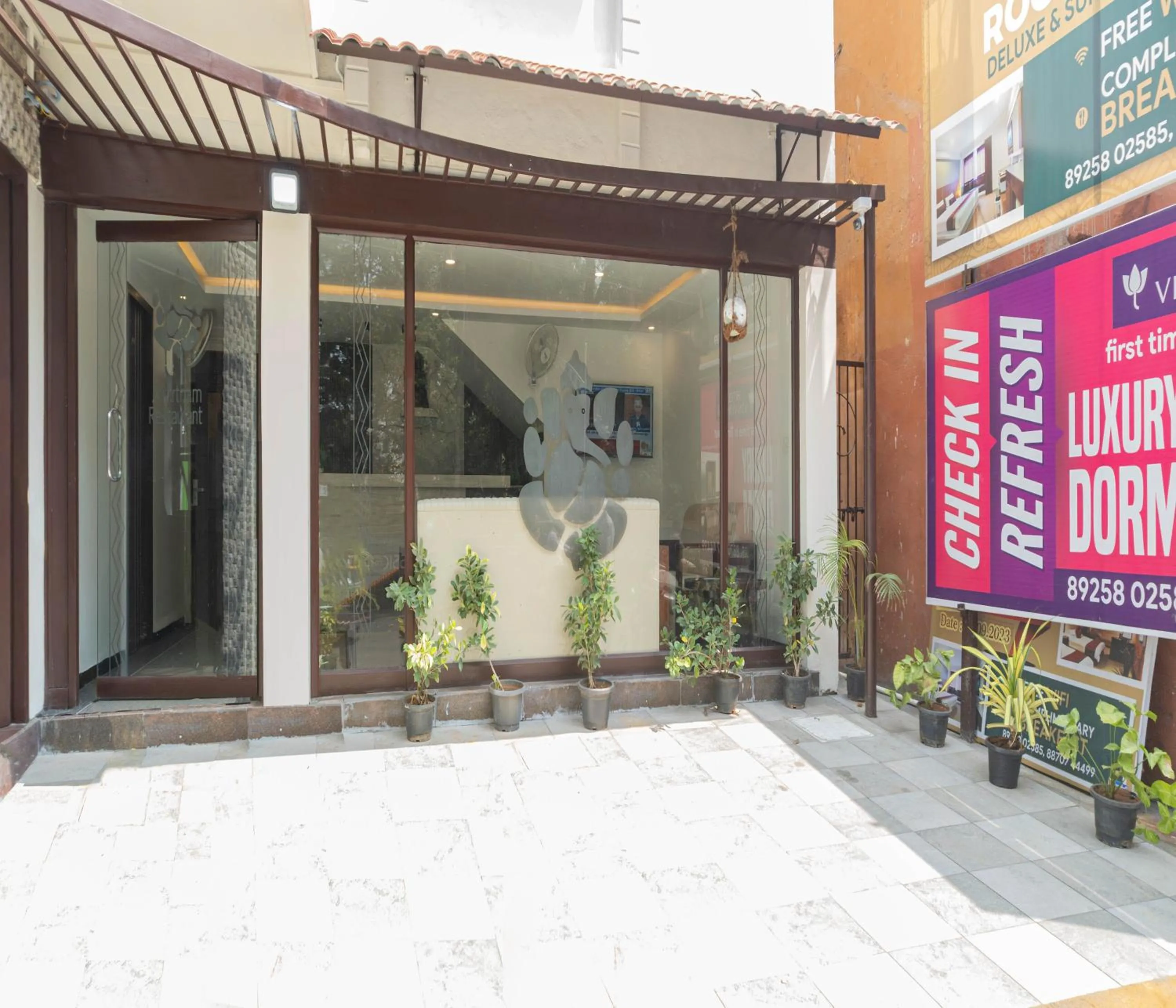 Facade/entrance in Hotel Vinayaga Tiruppur