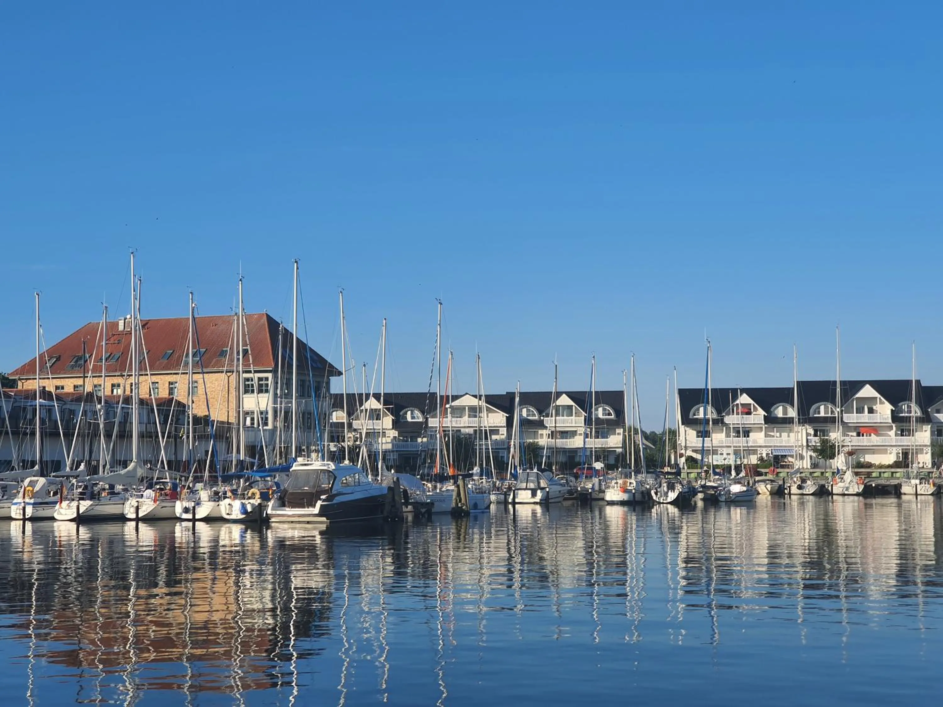 Lake view in Hafenkiek 55 exklusiv wohnen am Yachthafen