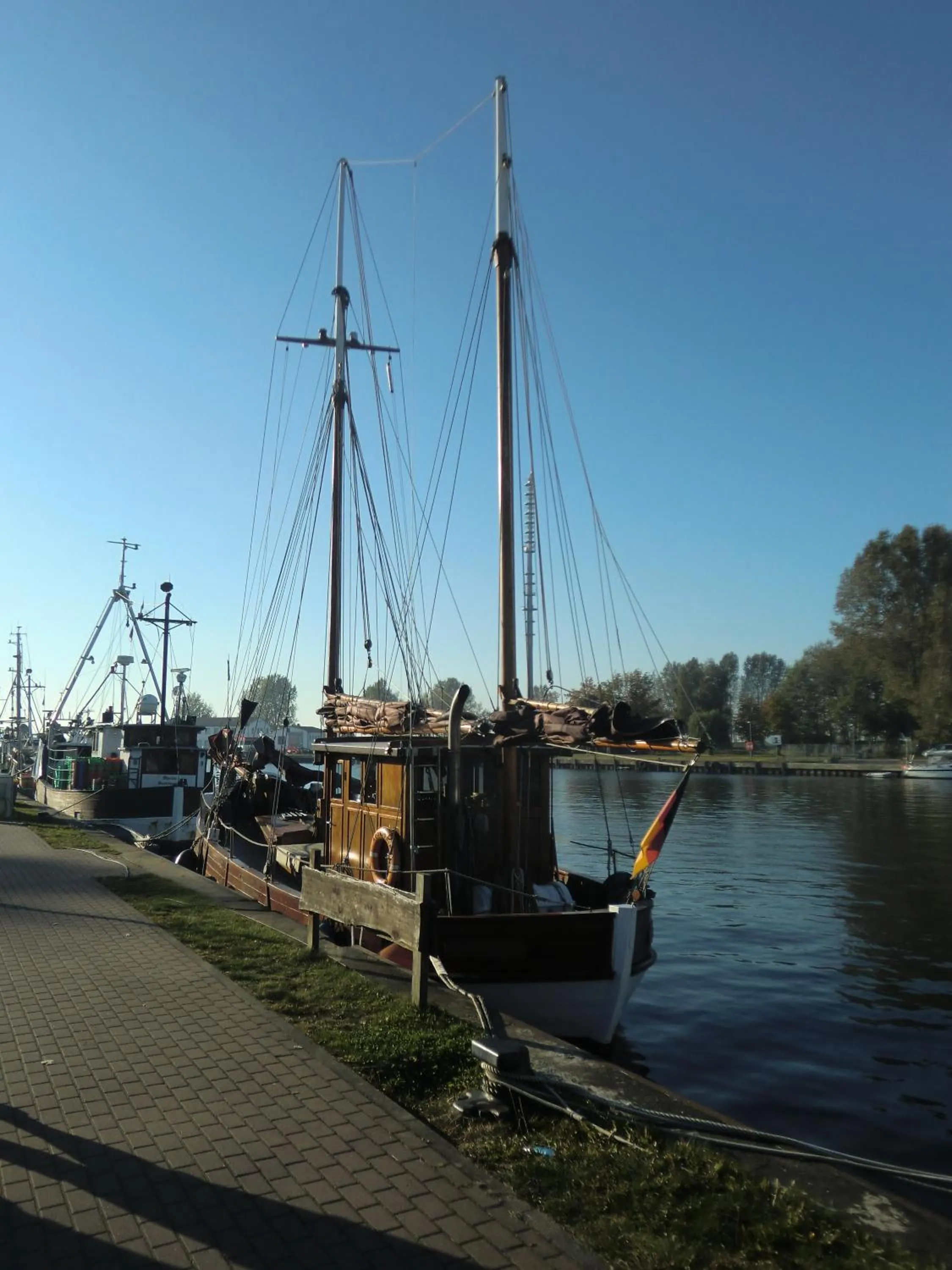 River view in Hafenkiek 55 exklusiv wohnen am Yachthafen