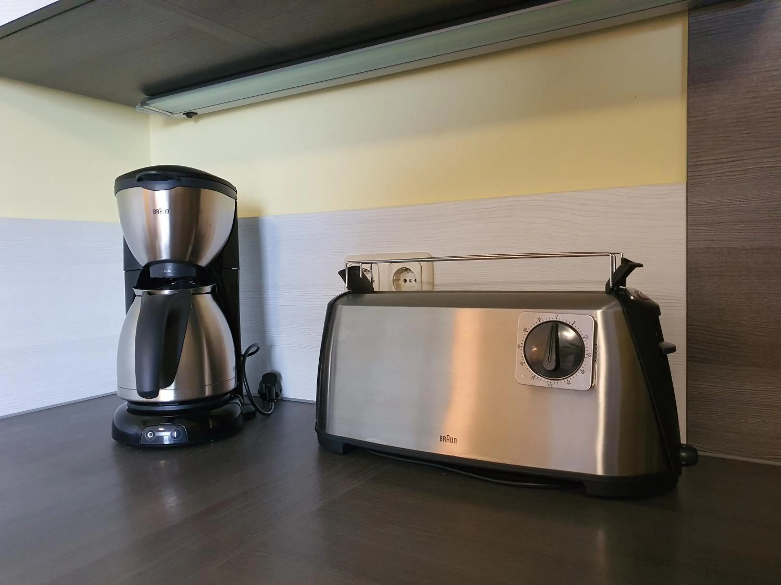 Coffee/tea facilities in Hafenkiek 55 exklusiv wohnen am Yachthafen