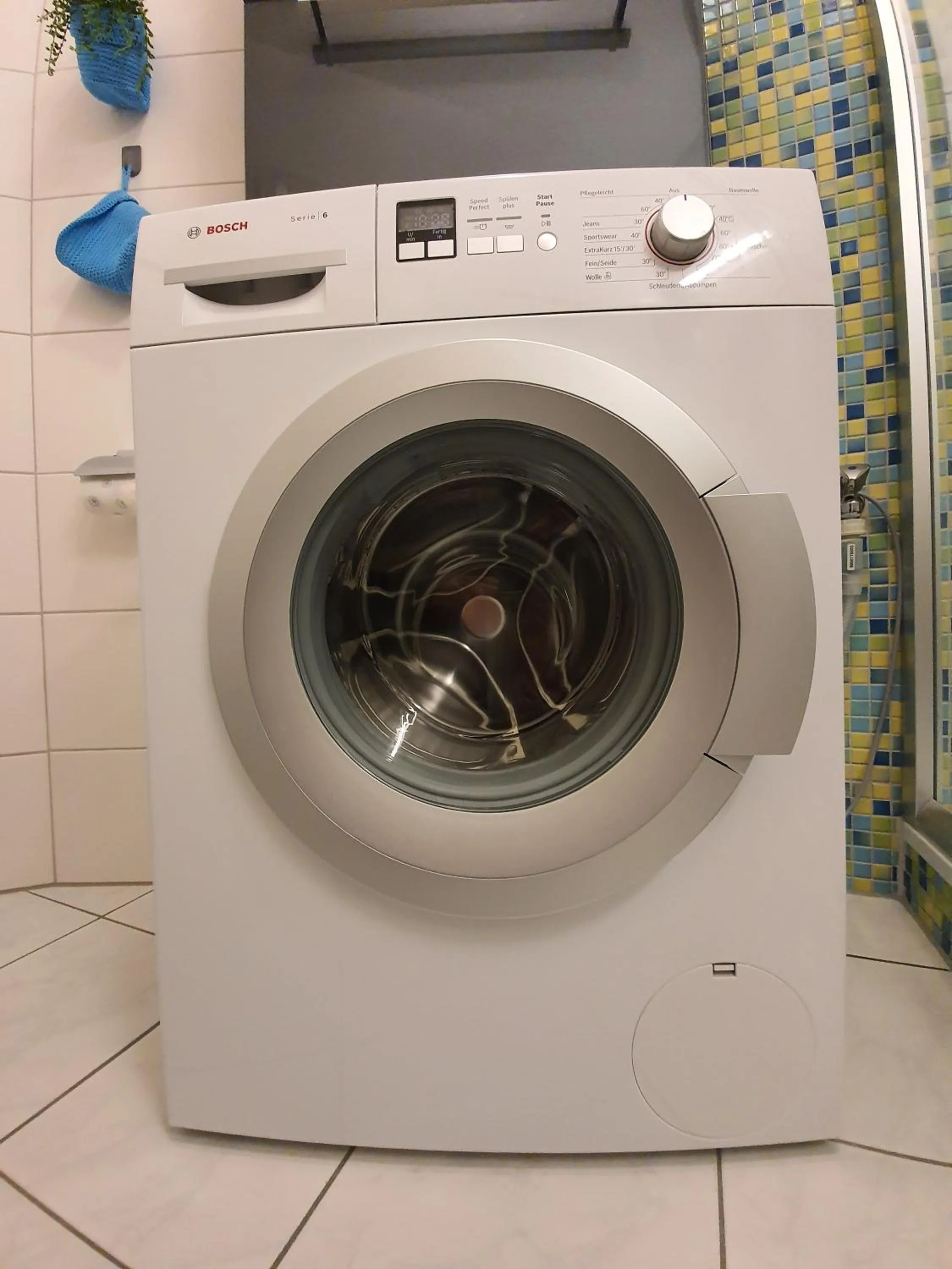 washing machine in Hafenkiek 55 exklusiv wohnen am Yachthafen
