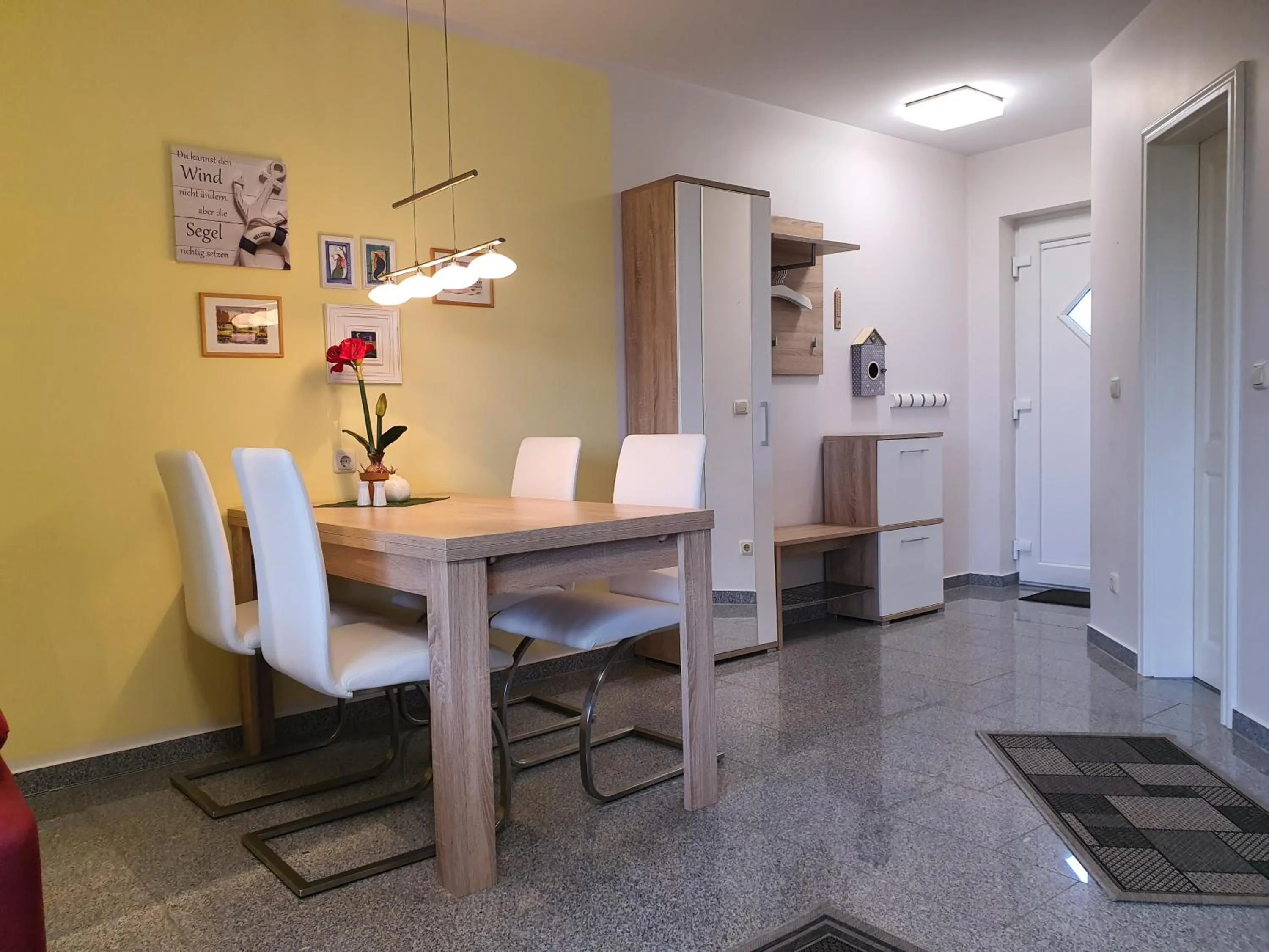 Dining area in Hafenkiek 55 exklusiv wohnen am Yachthafen