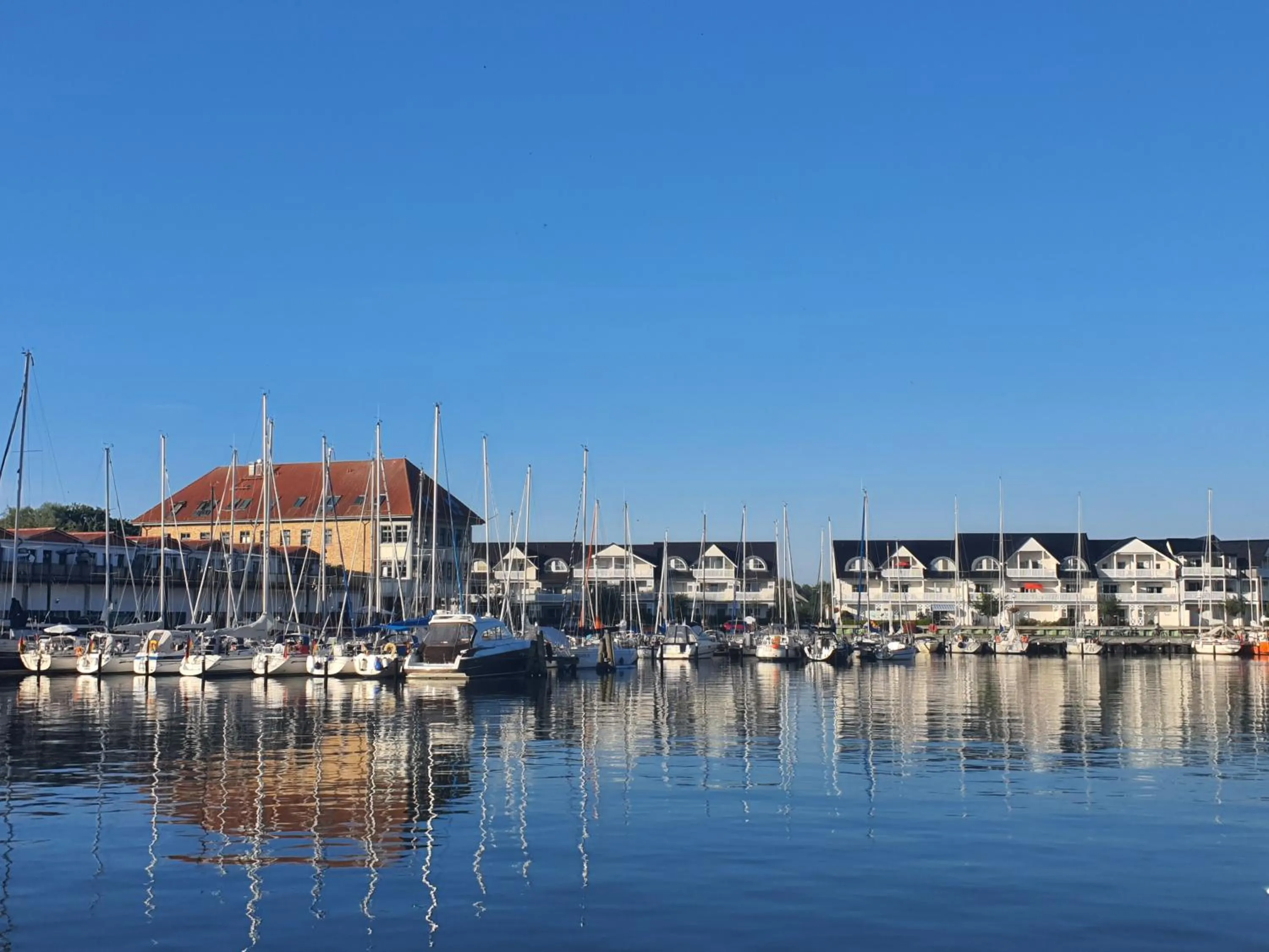 Lake view in Hafenkiek 55 exklusiv wohnen am Yachthafen
