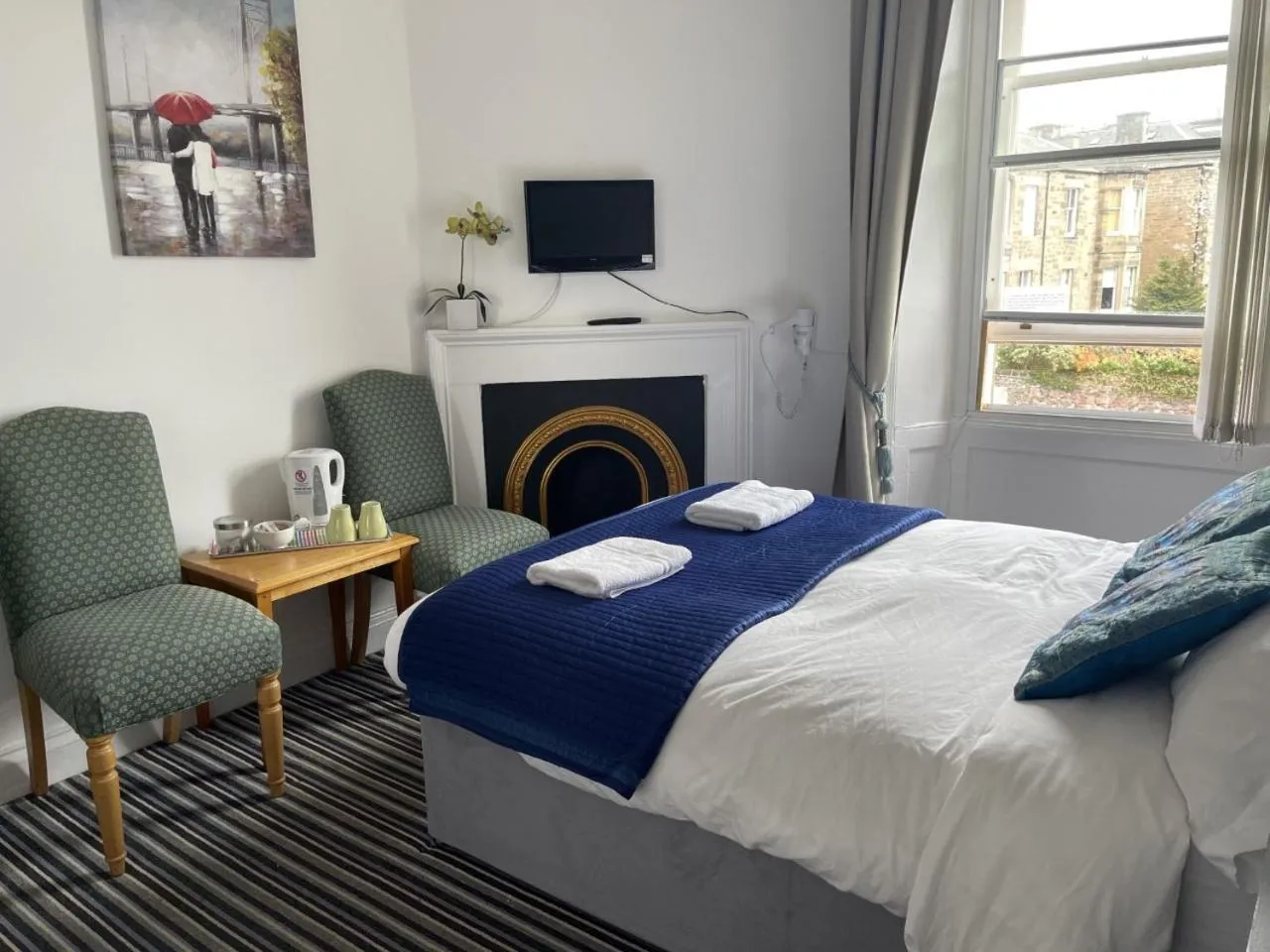 Bedroom, Bed in Edinburgh Rays Guest House