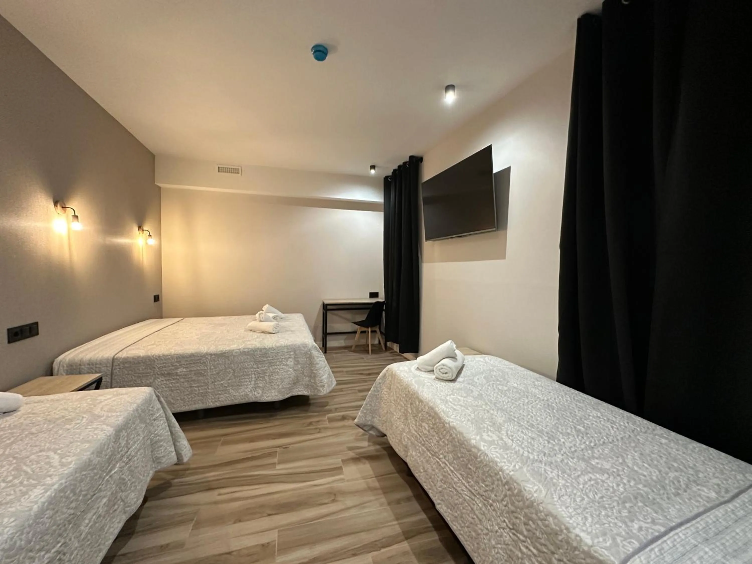 Bedroom, Bed in CC Opera Suites