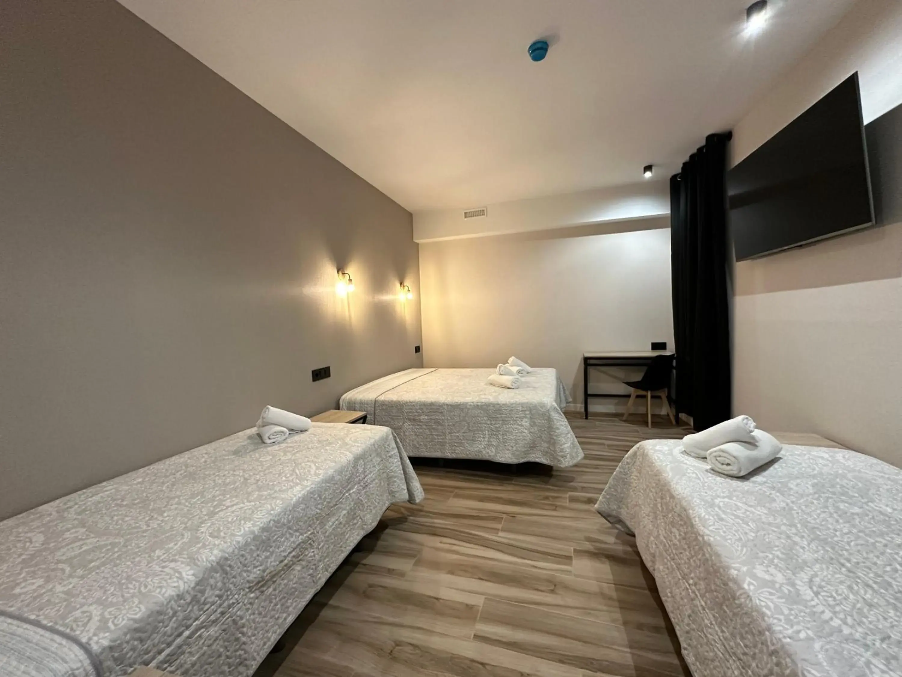 Quadruple Room in CC Opera Suites Quadruple Room in CC Opera Suites