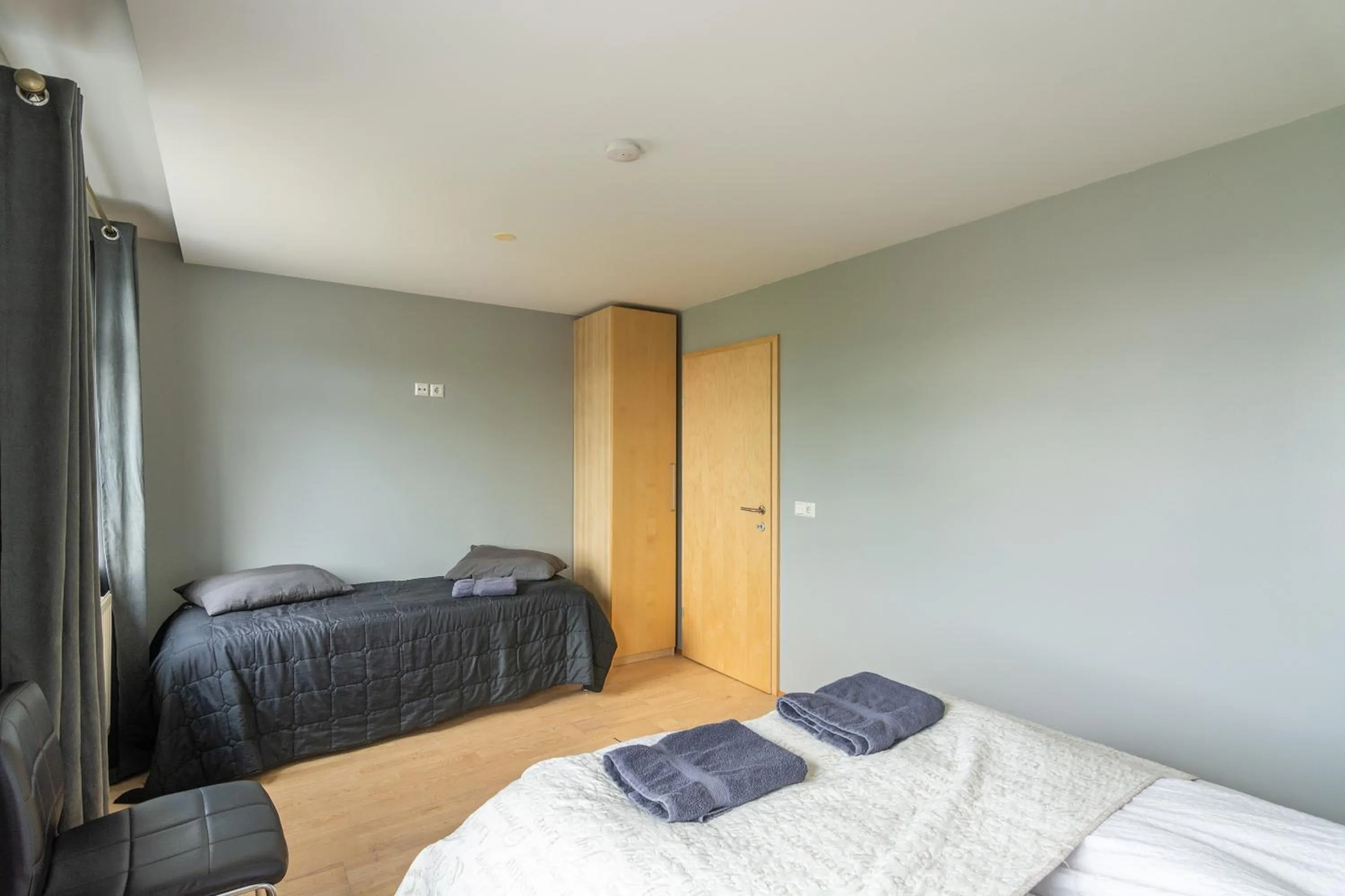 Bedroom, Bed in Acco Town Square Apartments