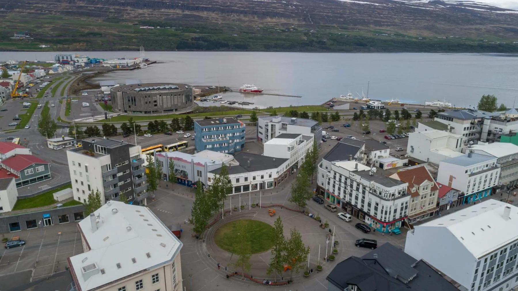 Property building in Acco Town Square Apartments