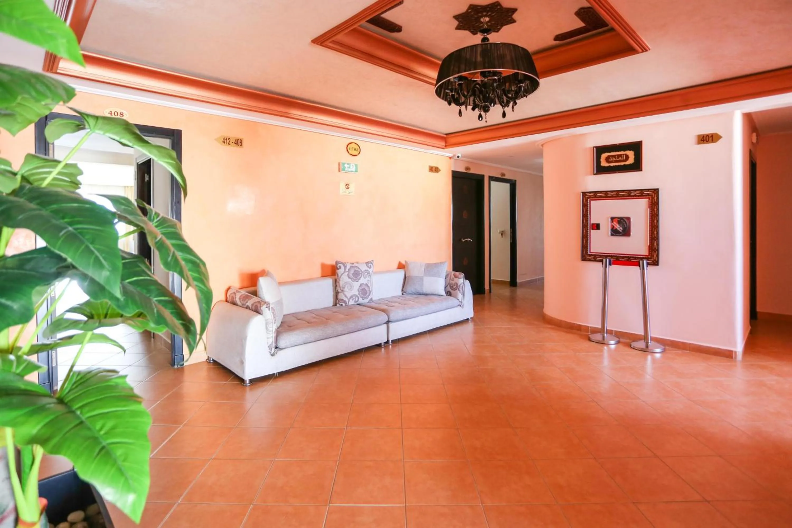 Lobby or reception in Hôtel Suite Martil