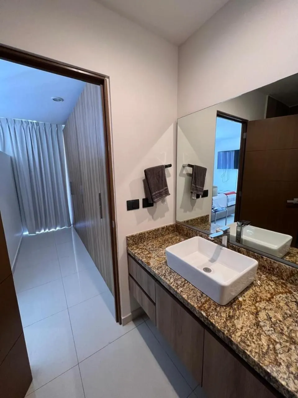 Bathroom in Monyxbnb at Zoho Skies