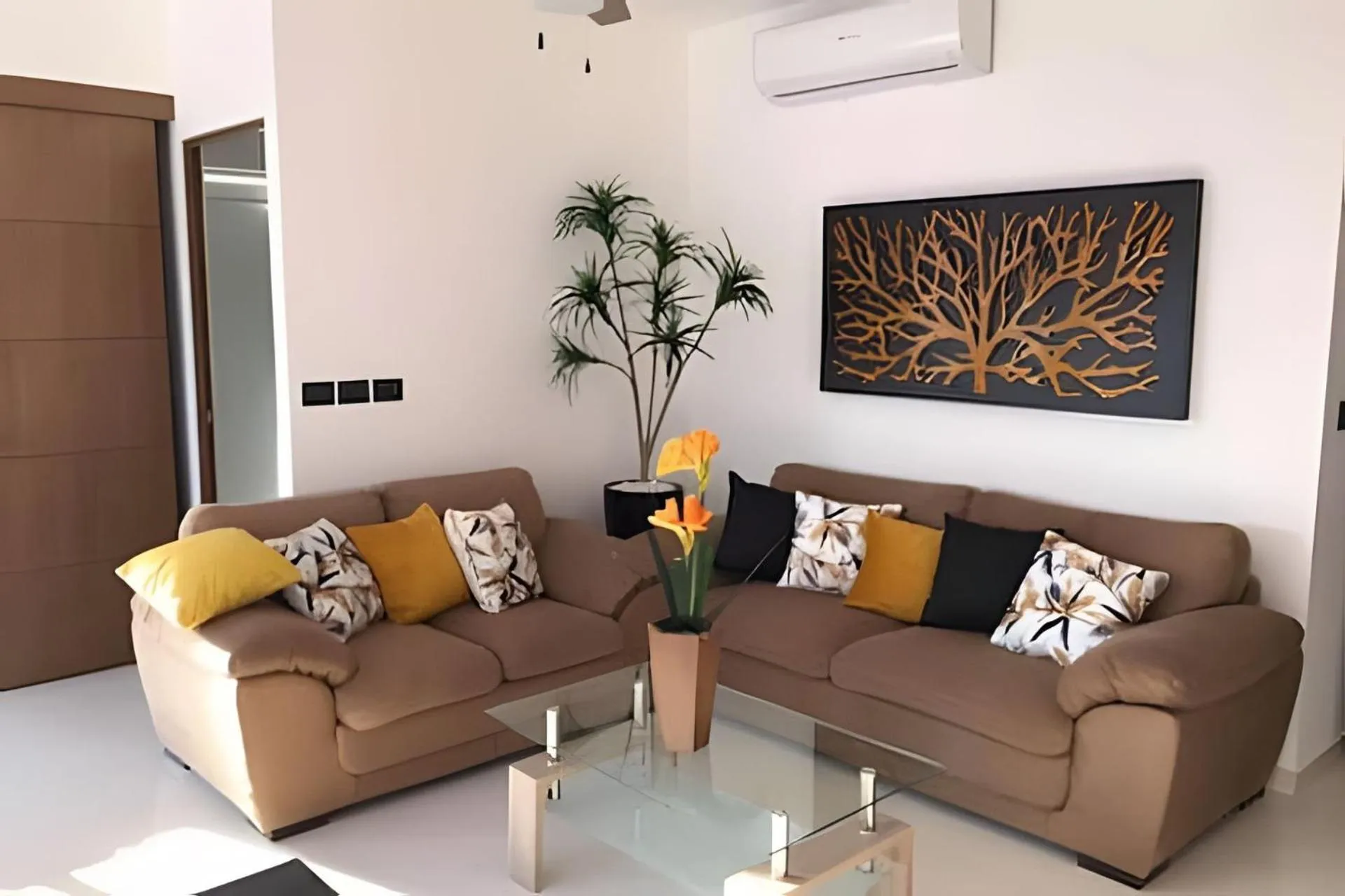 Living room in Monyxbnb at Zoho Skies