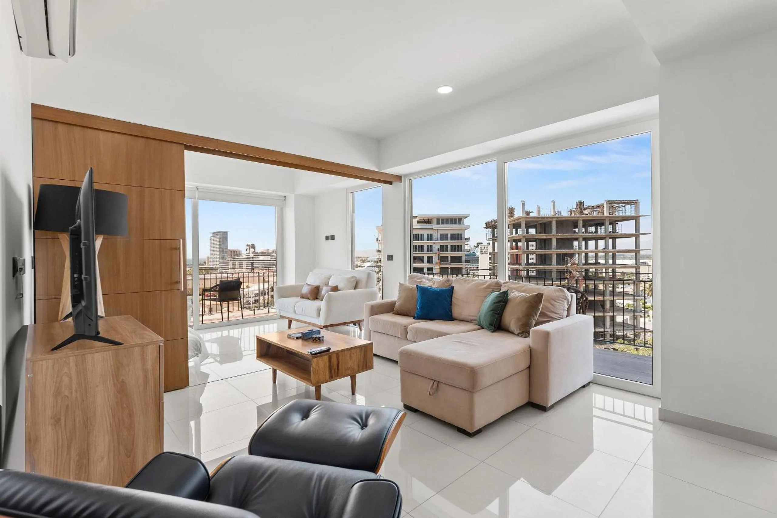 Living room in Monyxbnb at Zoho Skies