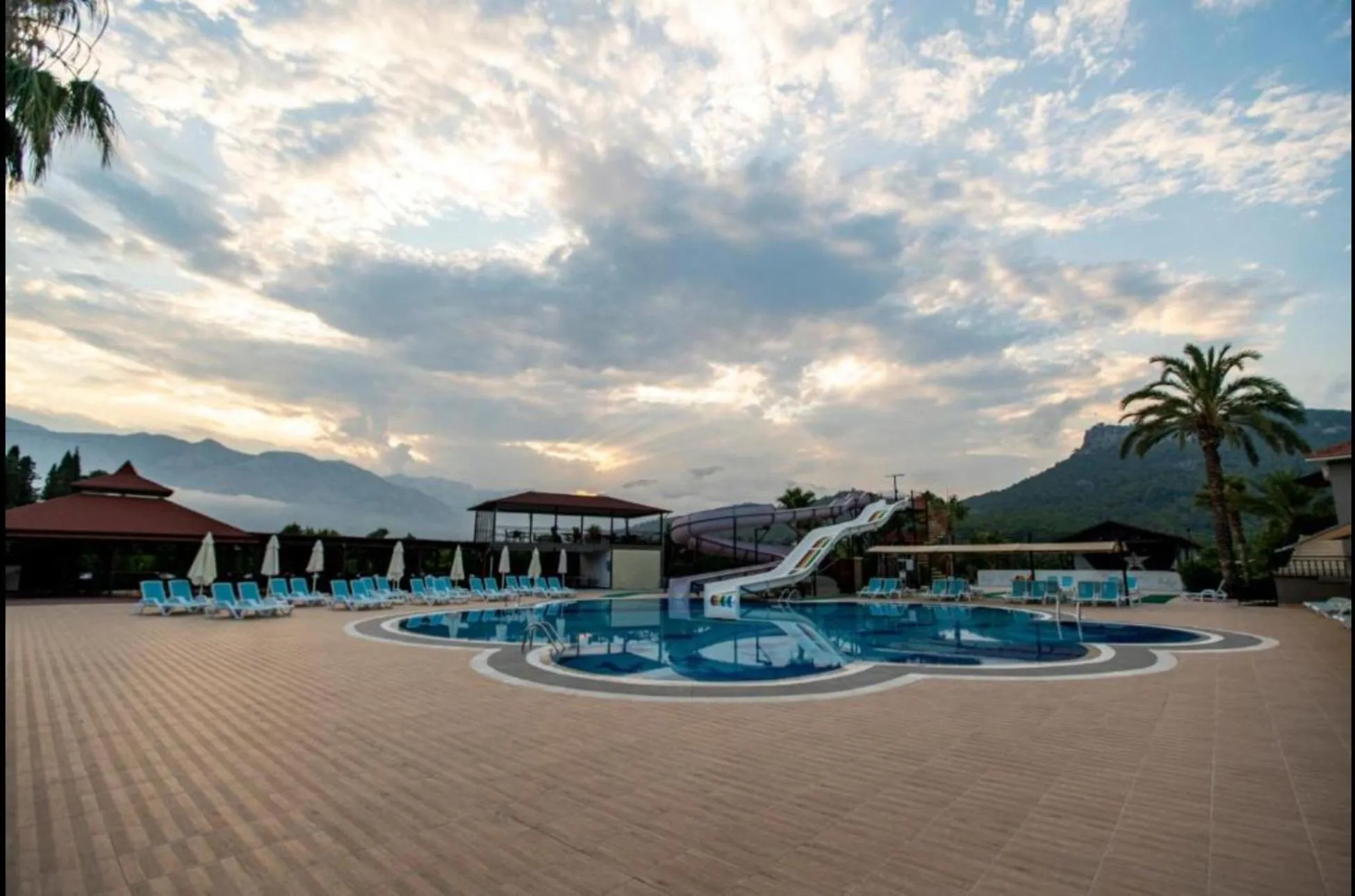 Aqua park in MIR'AMOR GARDEN Resort Hotel-ALL INCLUSIVE