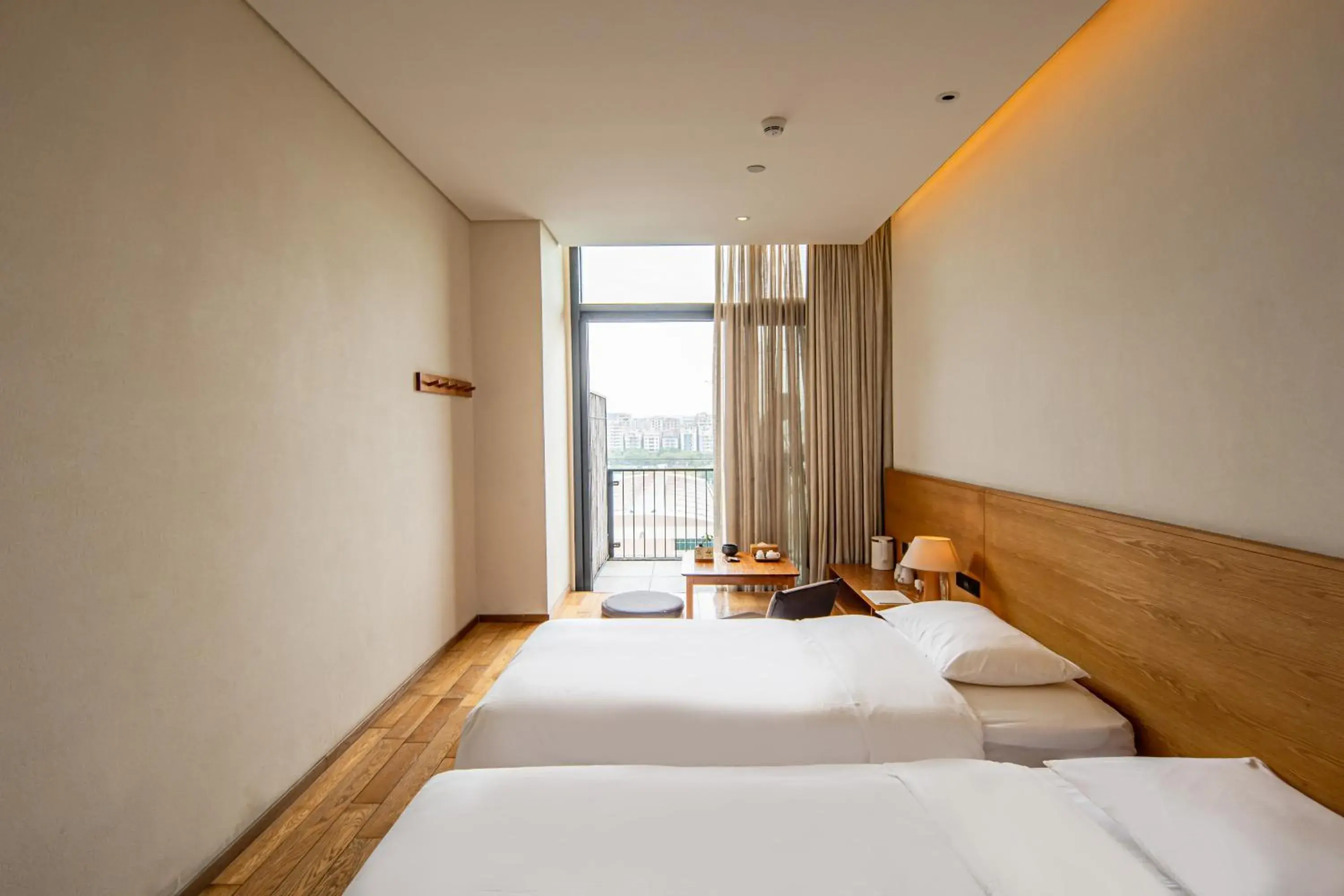 Superior Twin Room in Taihua Wutong Hotel Superior Twin Room in Taihua Wutong Hotel