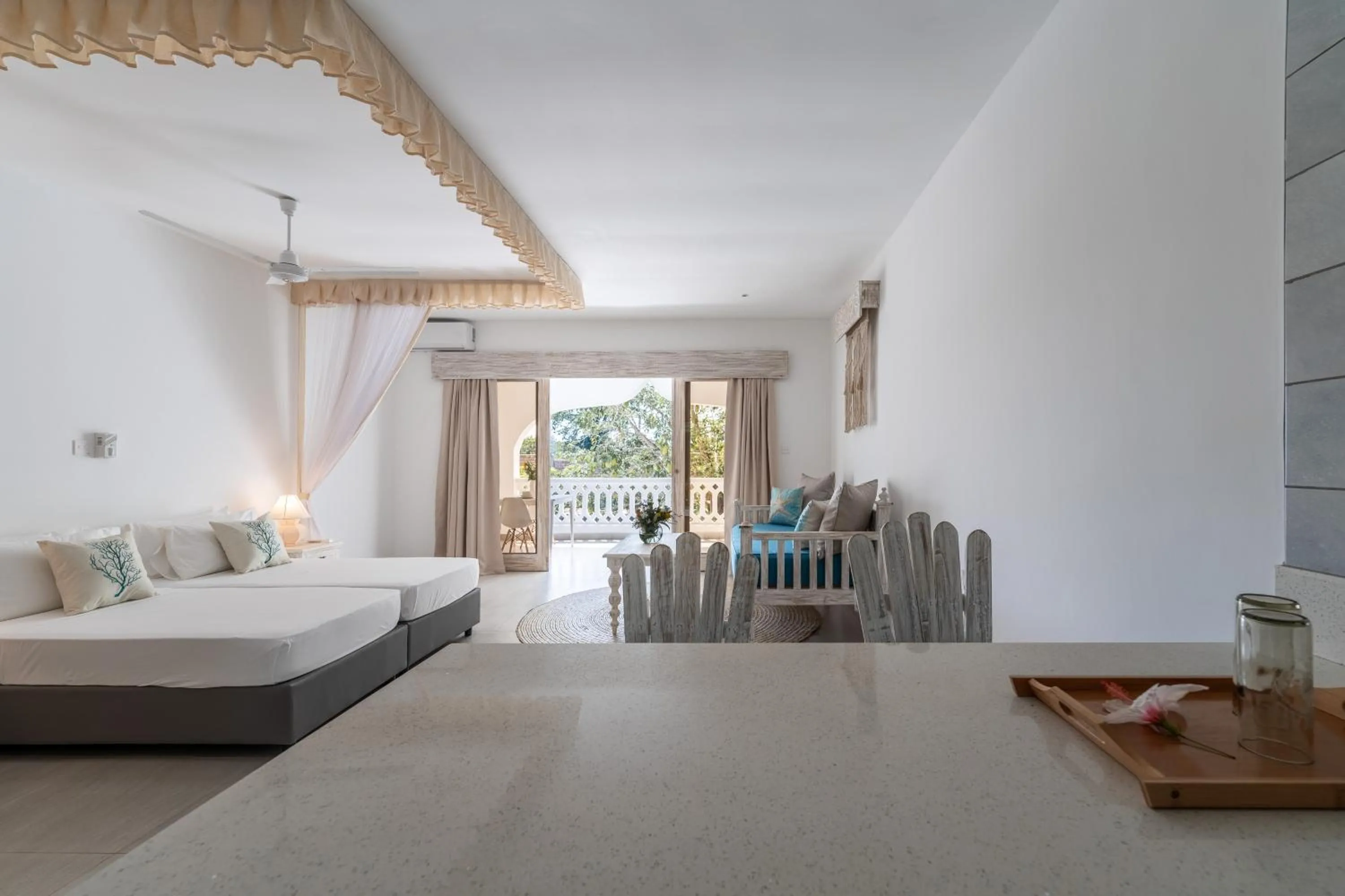 Living room, Bed in Hibiscus