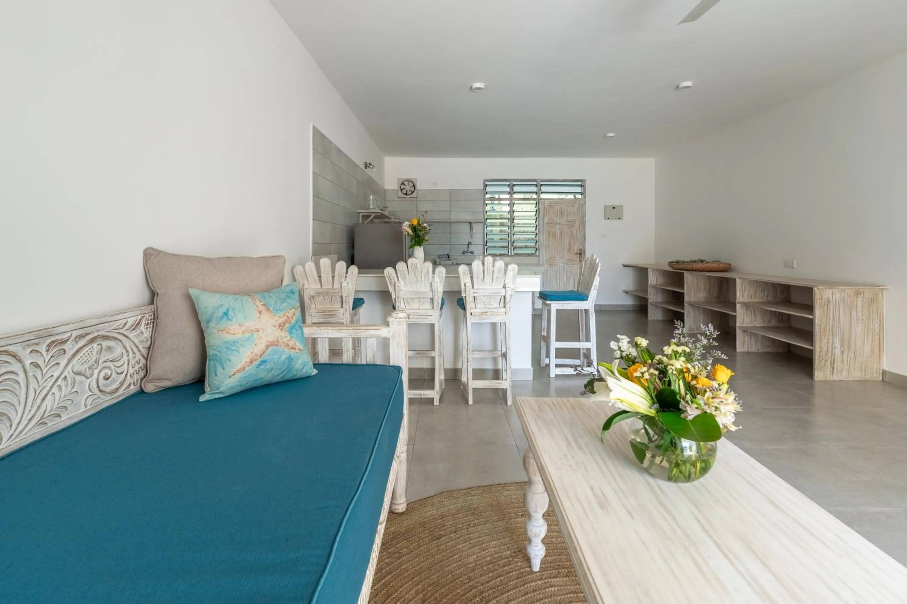 Living room, Bed in Hibiscus