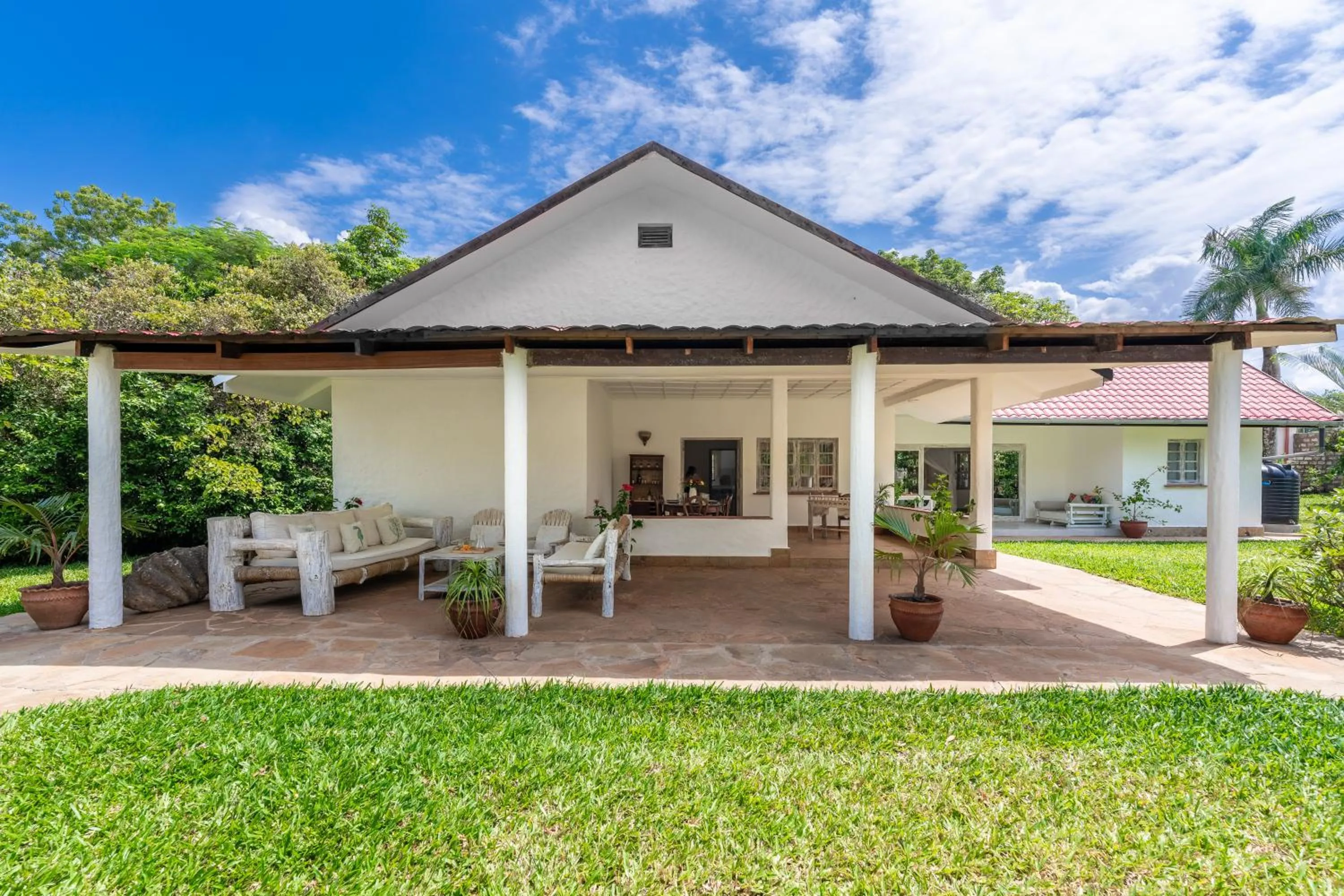Property building in Hibiscus
