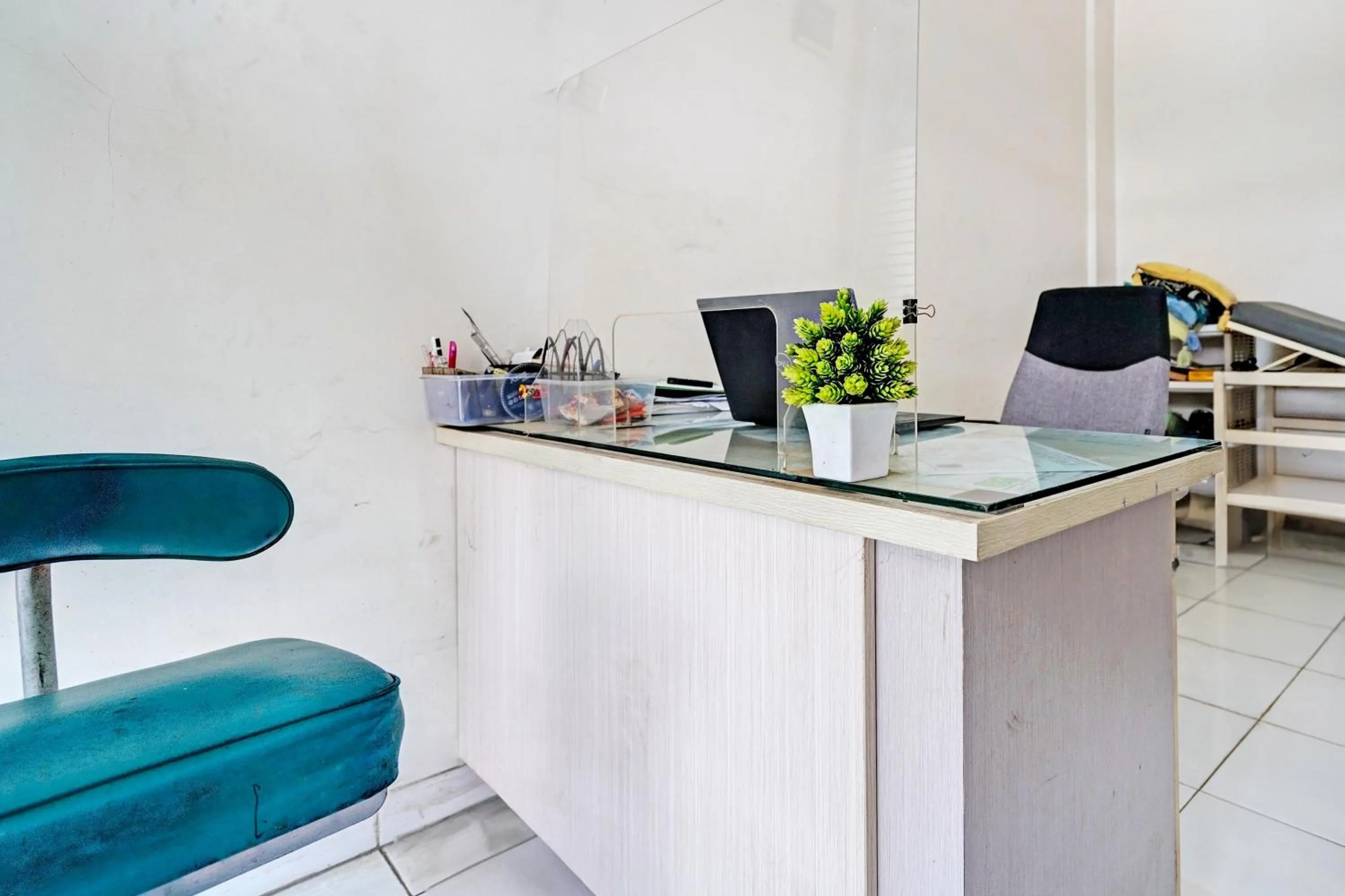 Lobby or reception in OYO 93328 Graha Citra Syariah