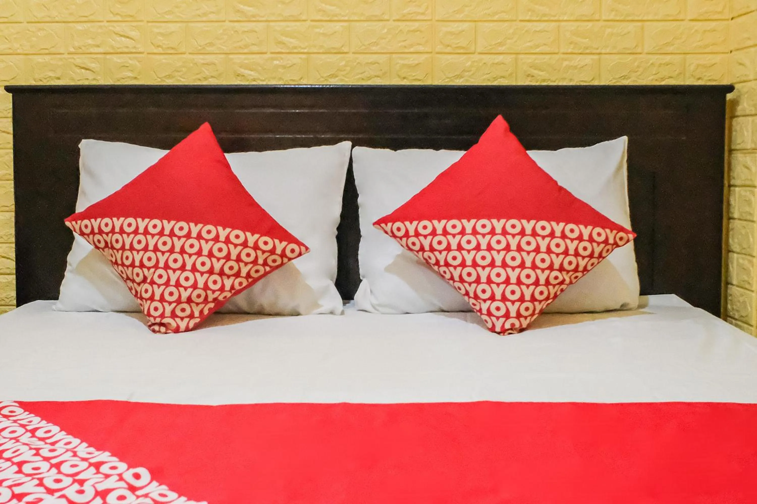 Bedroom, Bed in OYO 93333 Rama Home Stay