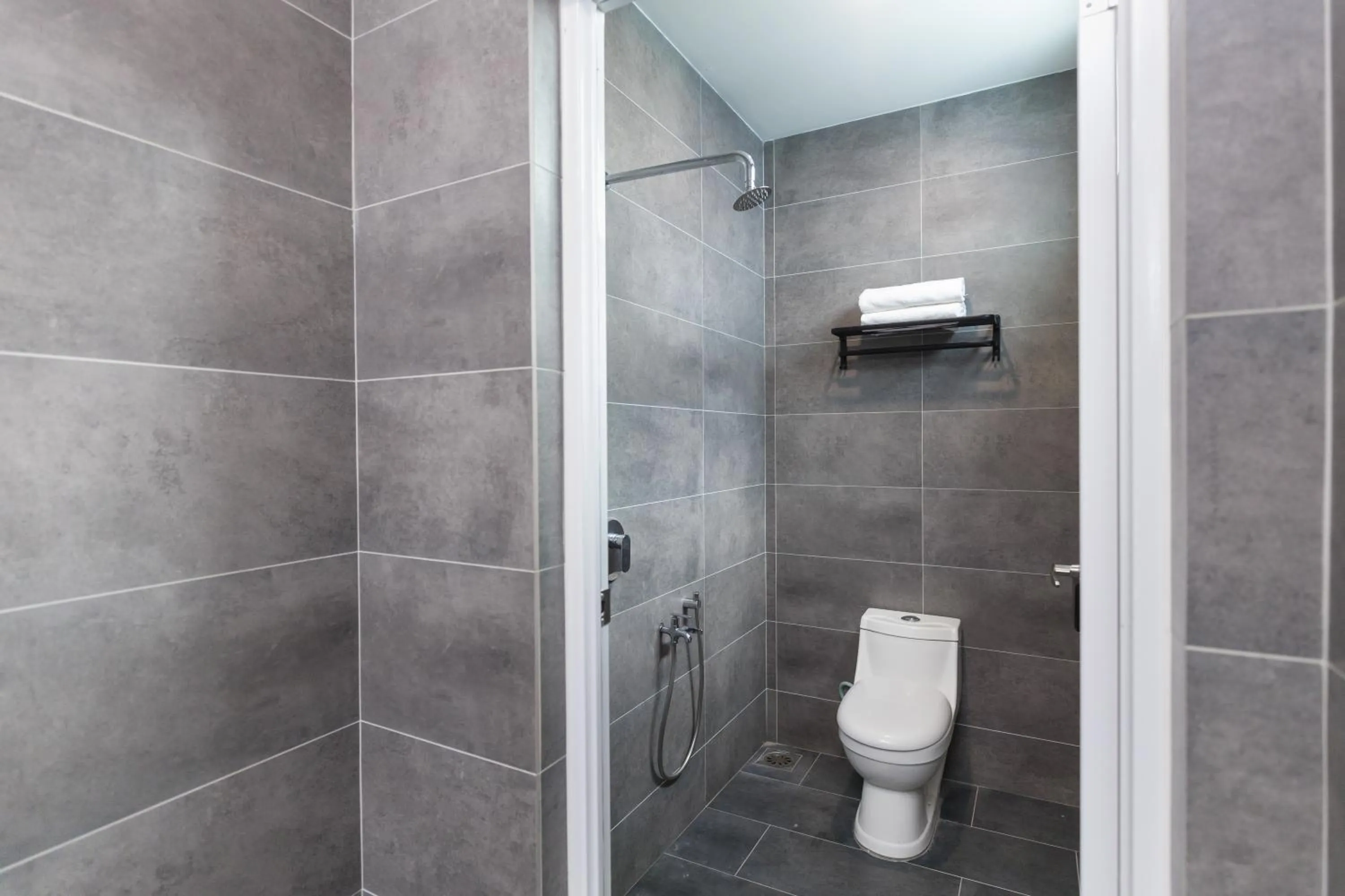 Toilet in Hotel Luma Senawang