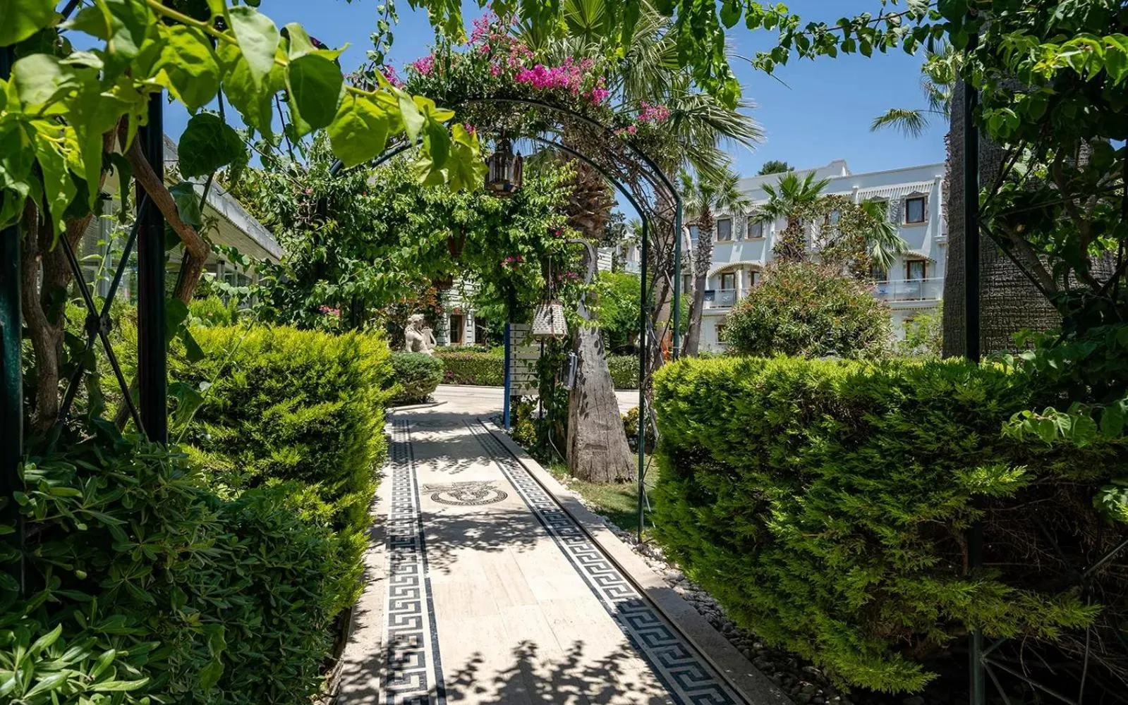 Garden in Golden Beach Resort & Spa