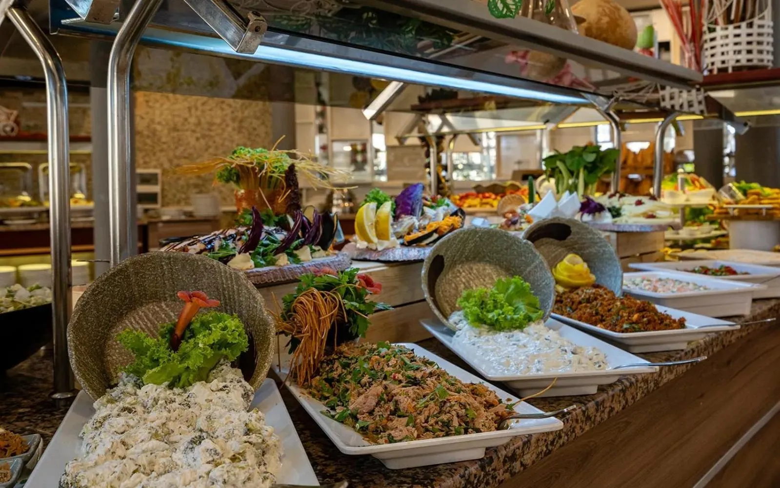 Food in Golden Beach Resort & Spa