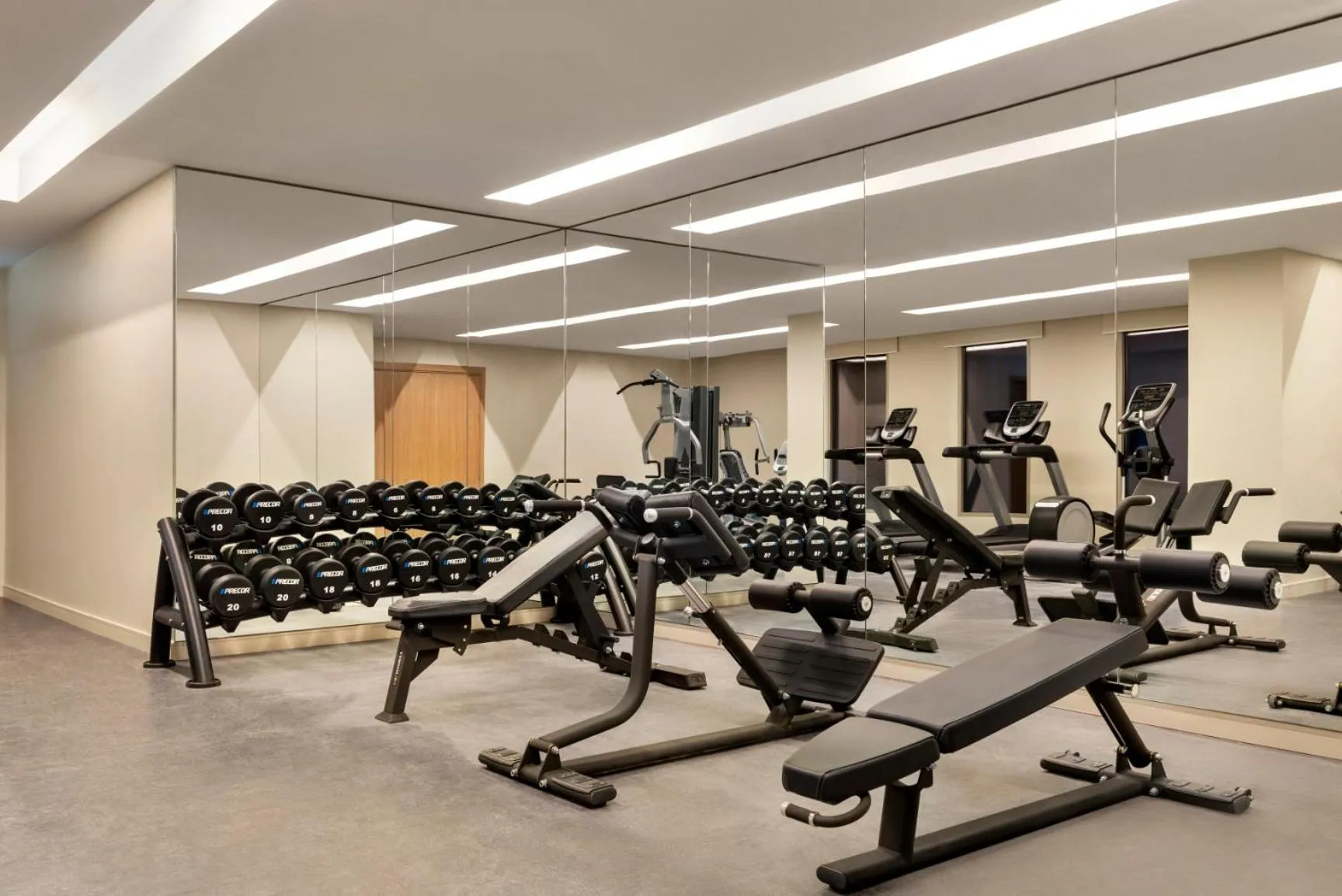 Fitness centre/facilities in Radisson Hotel & Residence Riyadh Olaya
