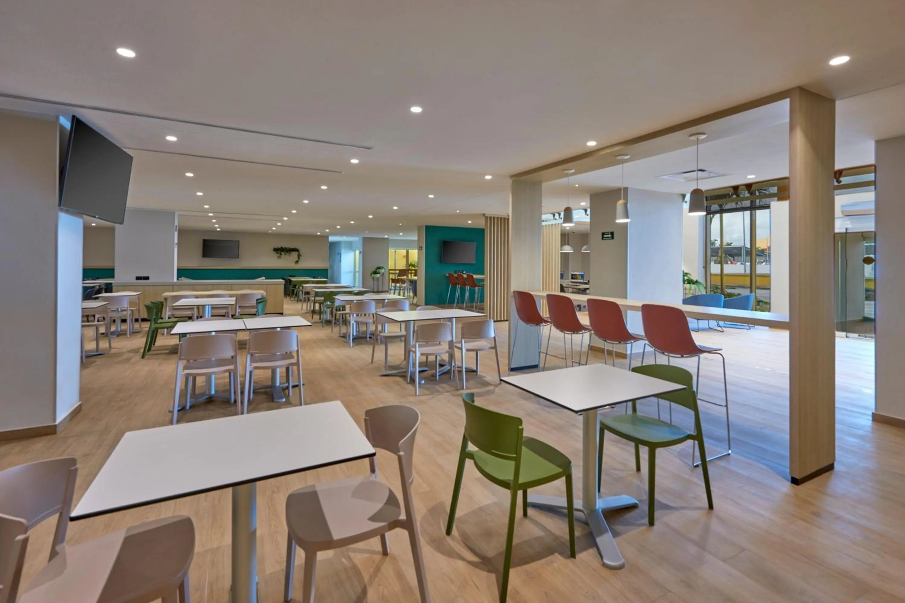 Breakfast in City Express by Marriott Cancun Aeropuerto