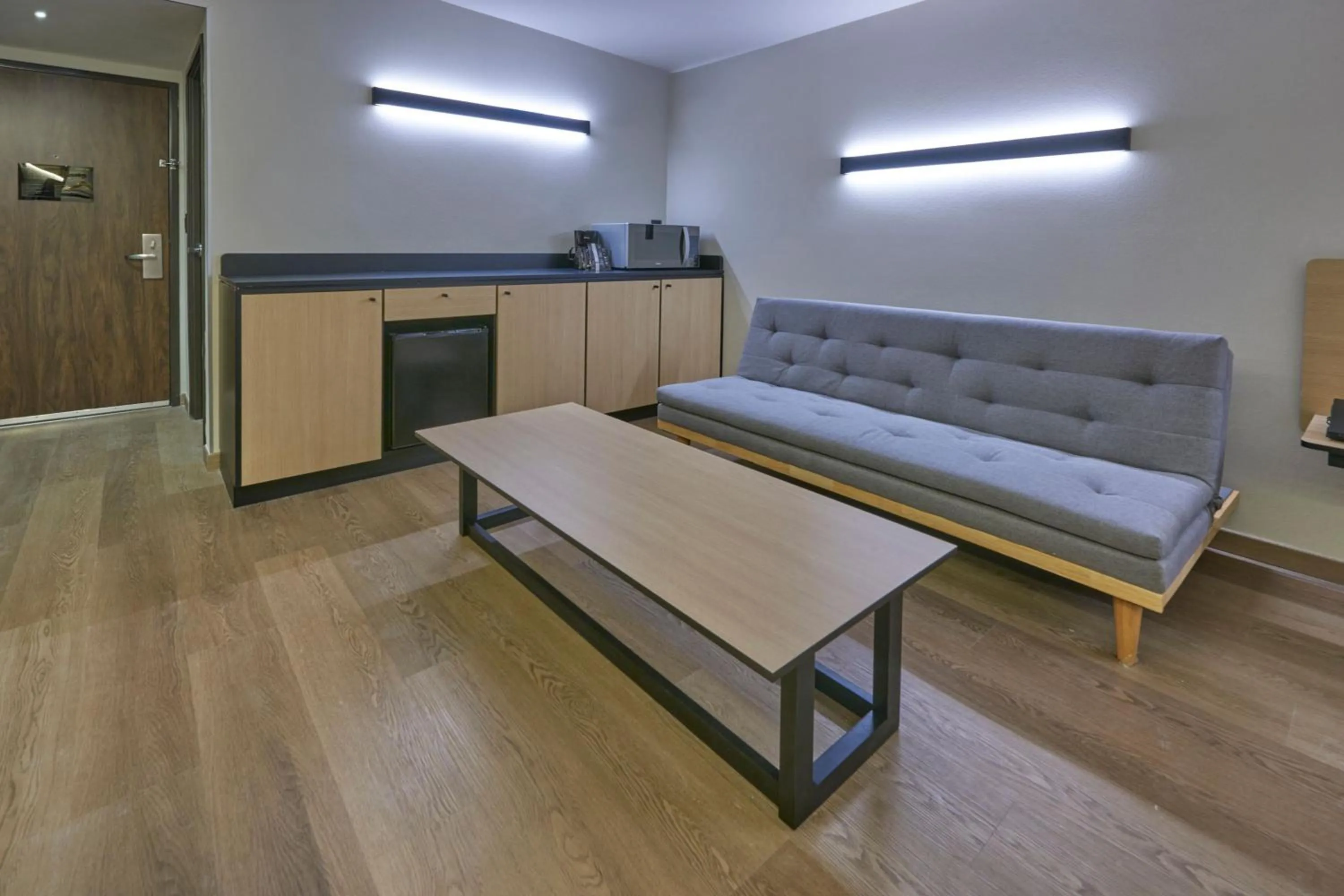 Photo of the whole room in City Express by Marriott Cancun Aeropuerto