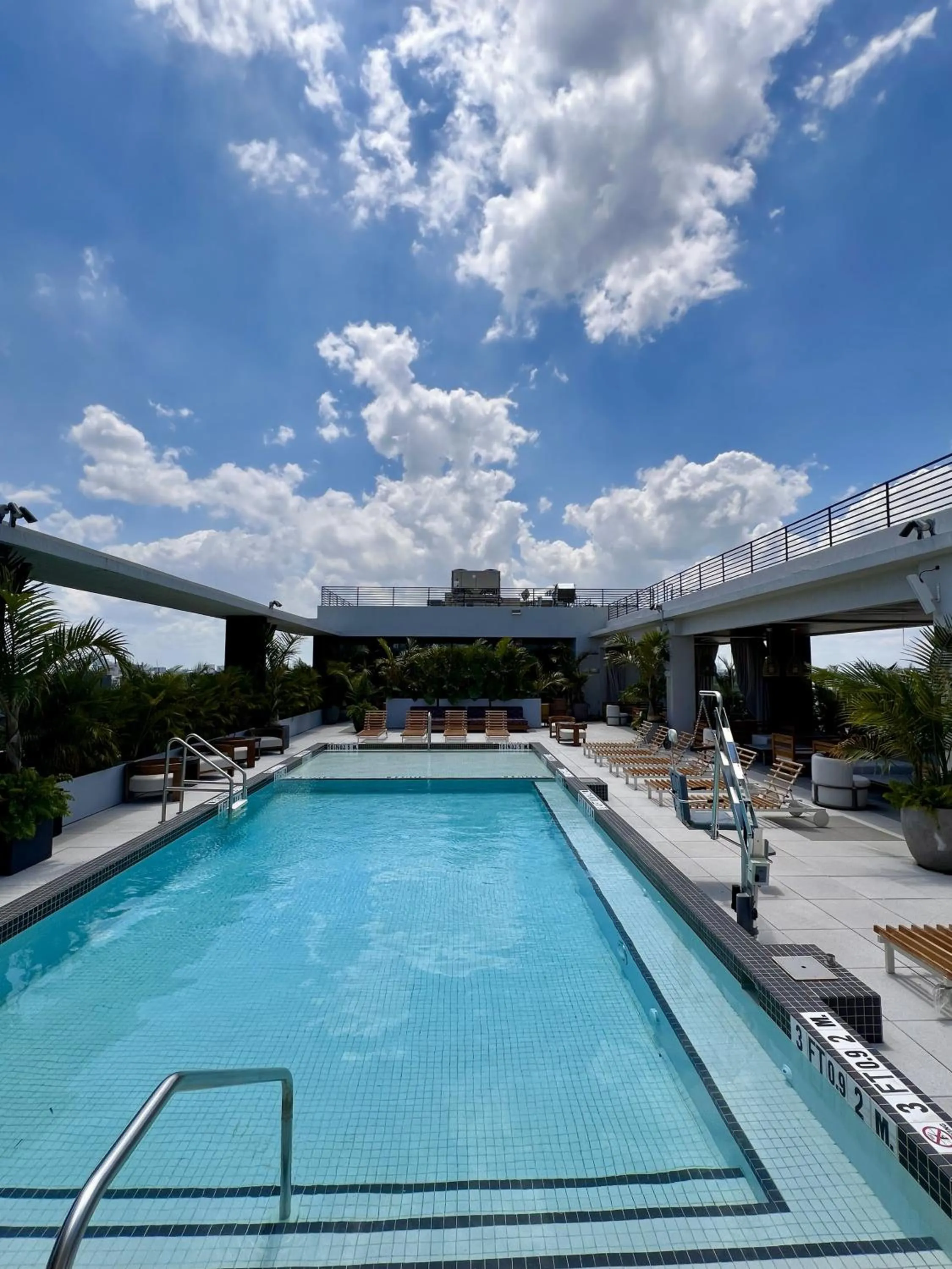 Day in Moxy Miami Wynwood