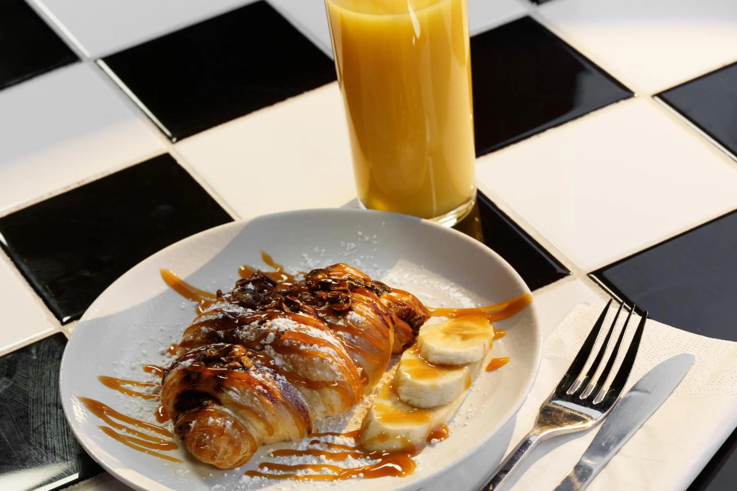 Food and drinks in Moxy Miami Wynwood