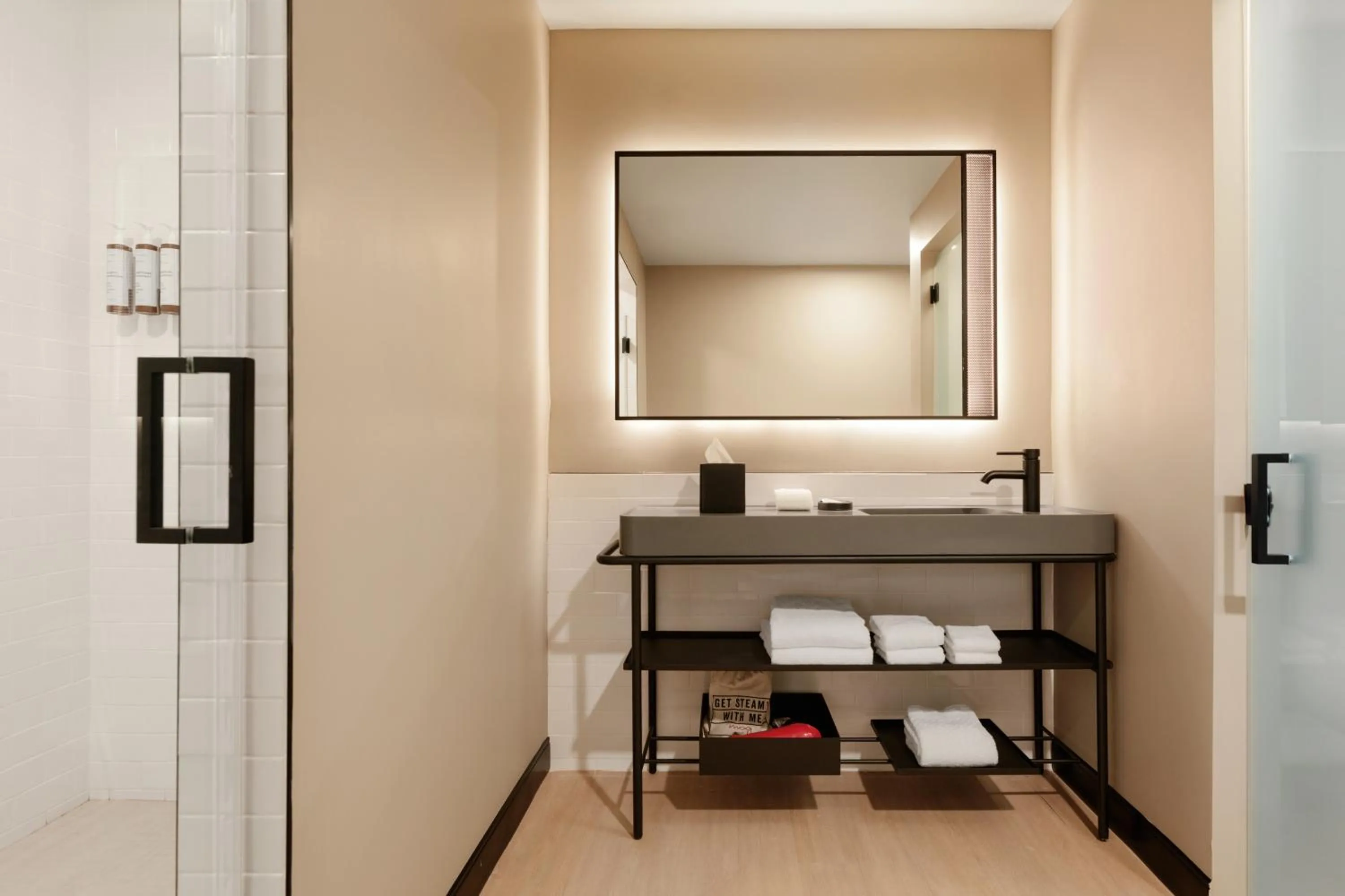 Bathroom in Moxy Miami Wynwood