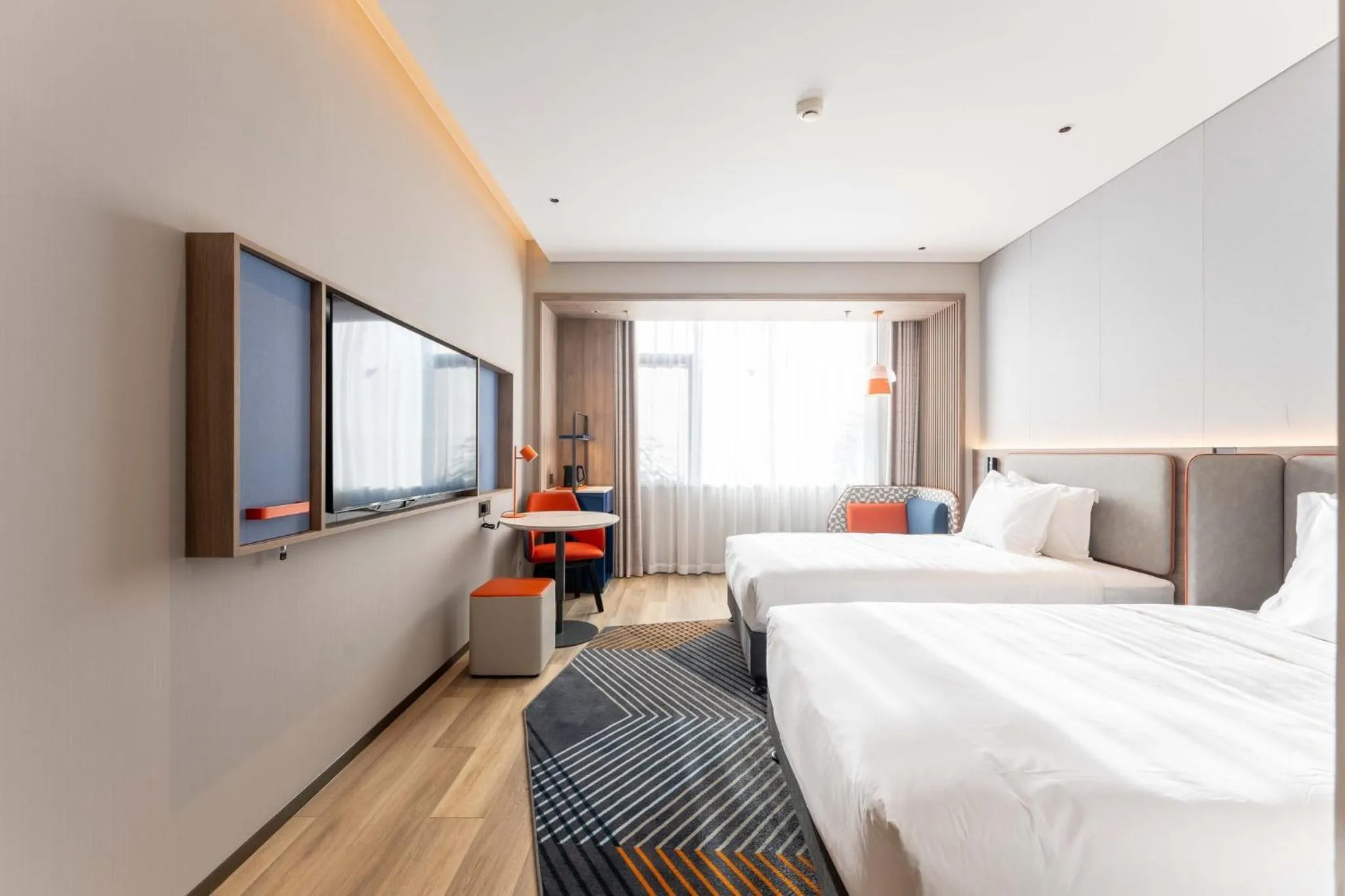 Photo of the whole room, Bed in Holiday Inn Express Yuhuan Wetland Park by IHG