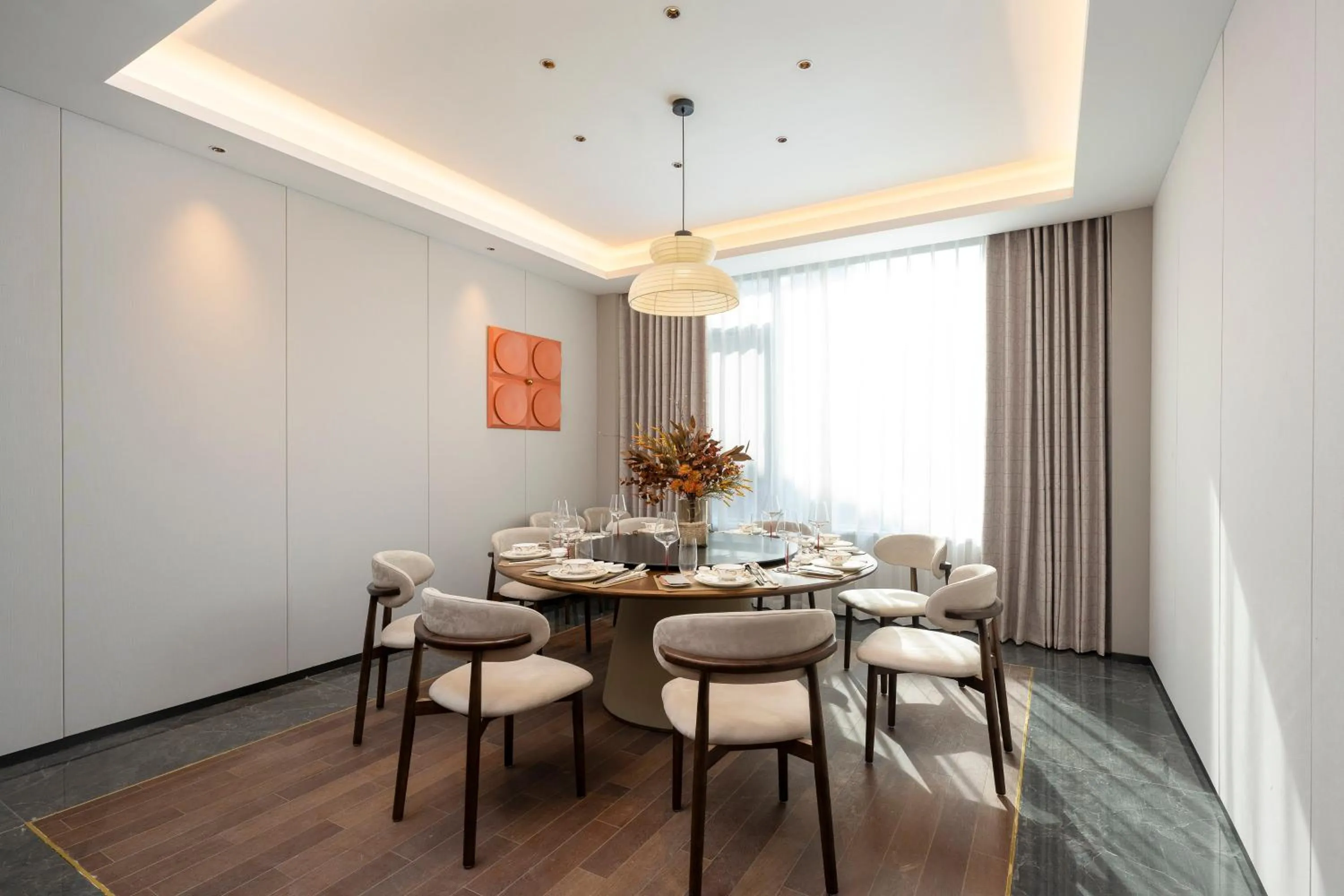 Restaurant/places to eat in Holiday Inn Express Yuhuan Wetland Park by IHG