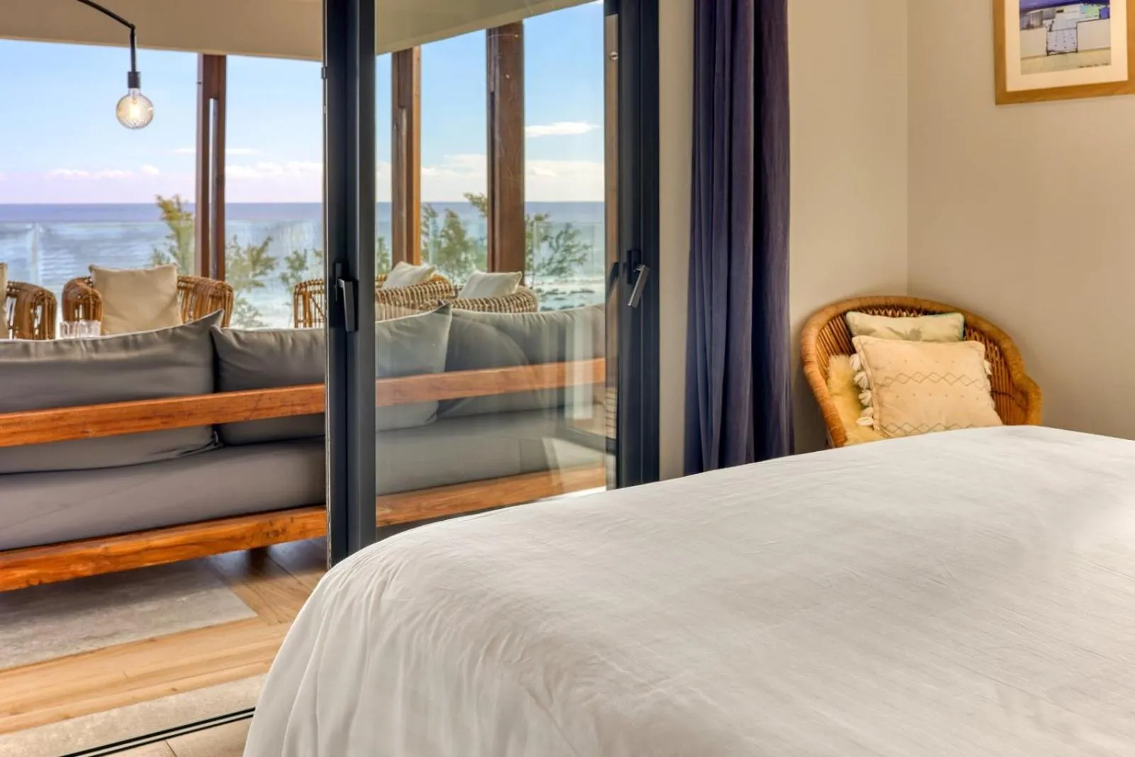 Patio, Bed in Le Moma by the ocean