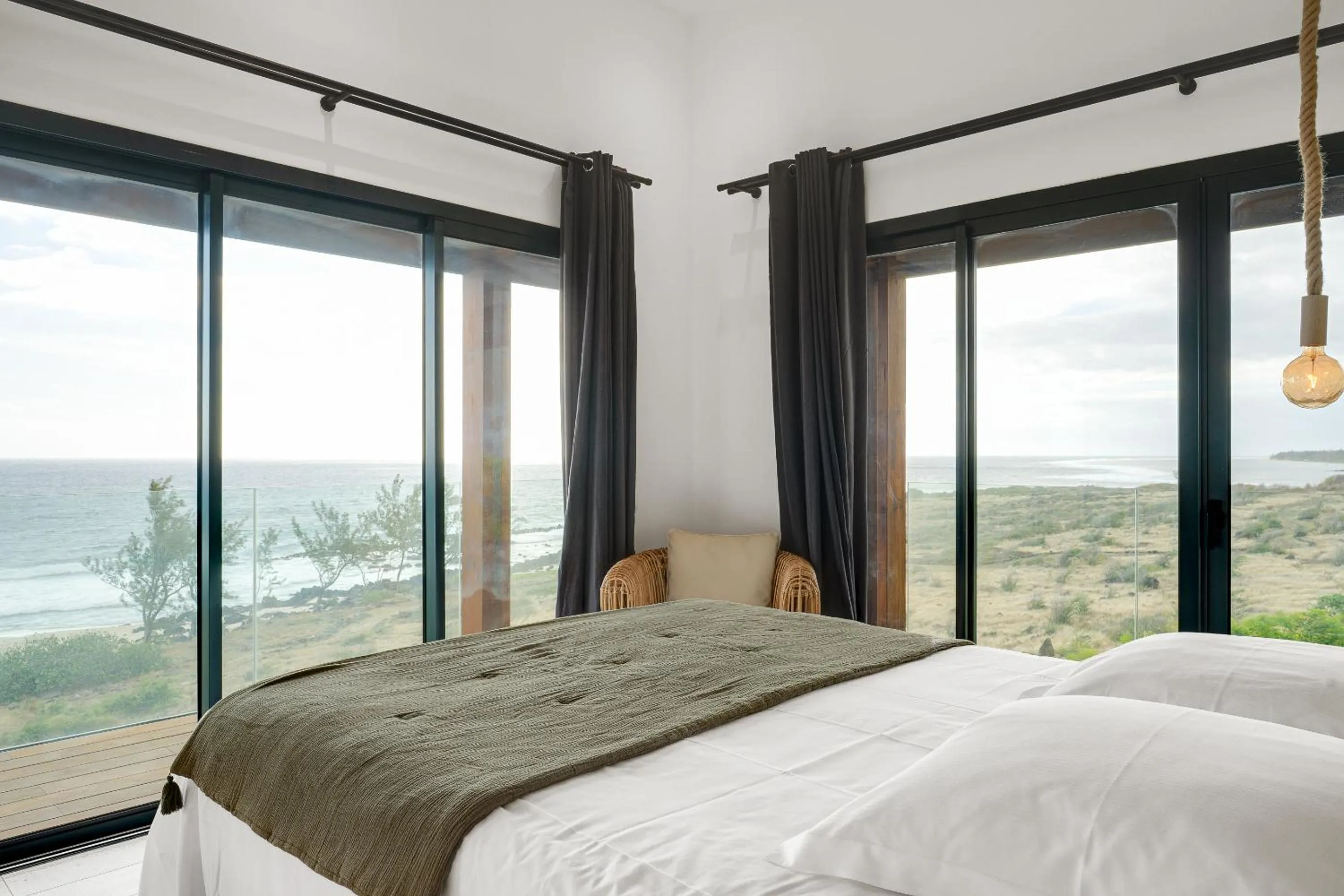 Bed in Le Moma by the ocean