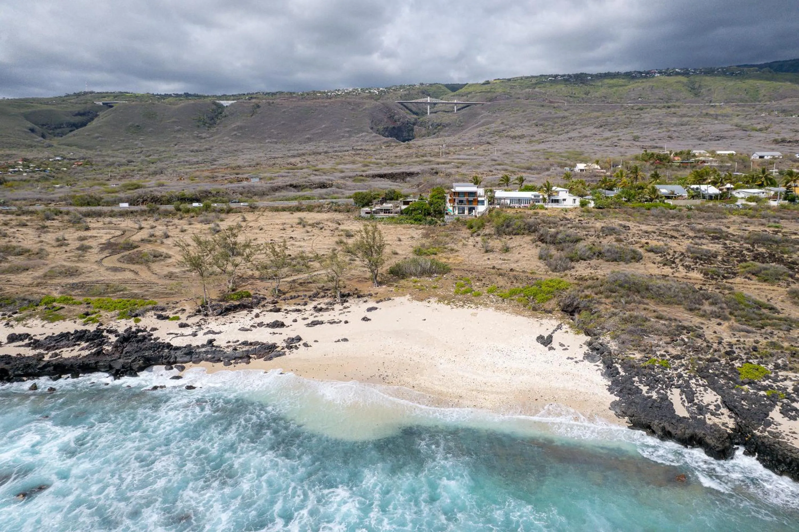 Nearby landmark in Le Moma by the ocean