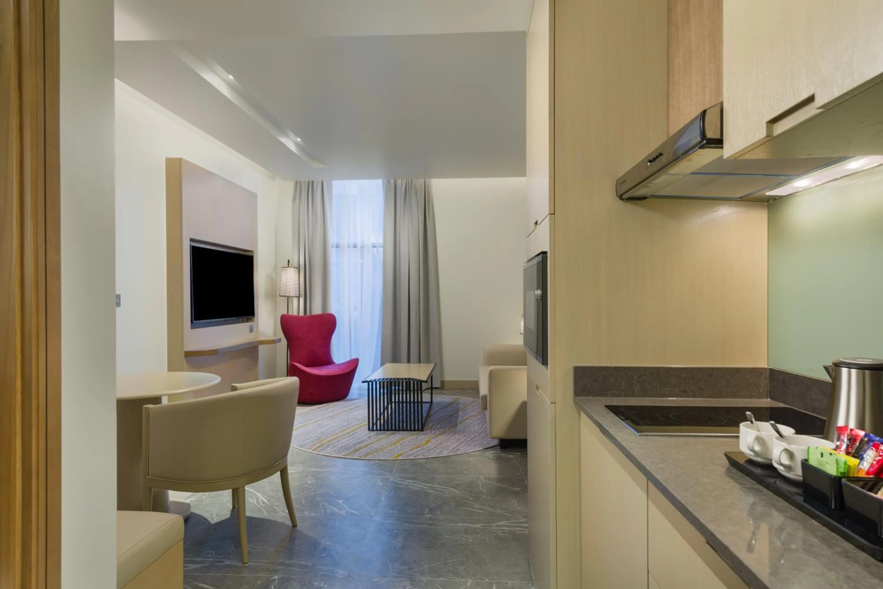 Kitchen or kitchenette in IntercityHotel Bawshar Muscat