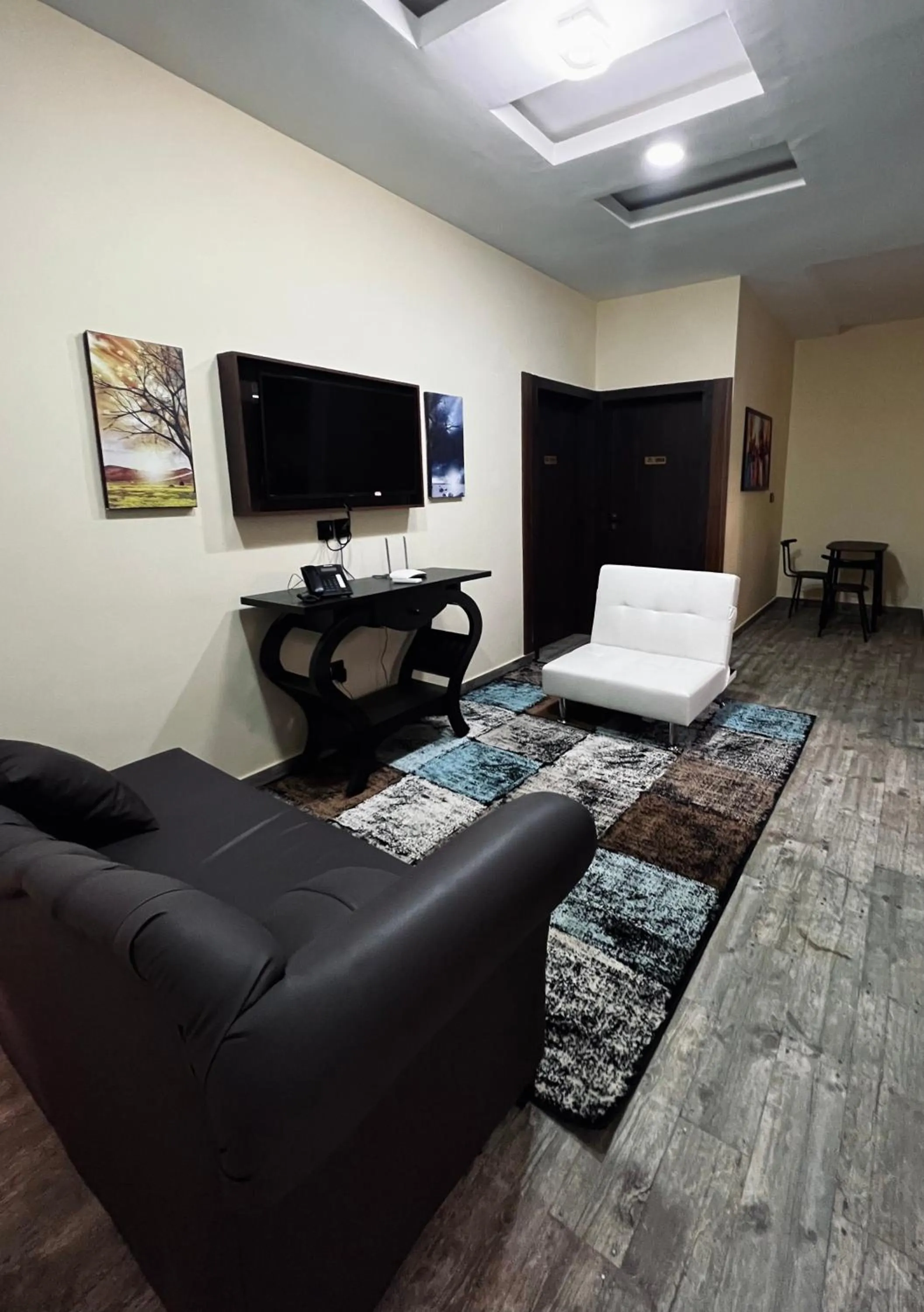 Fragrance Apartments and Suites