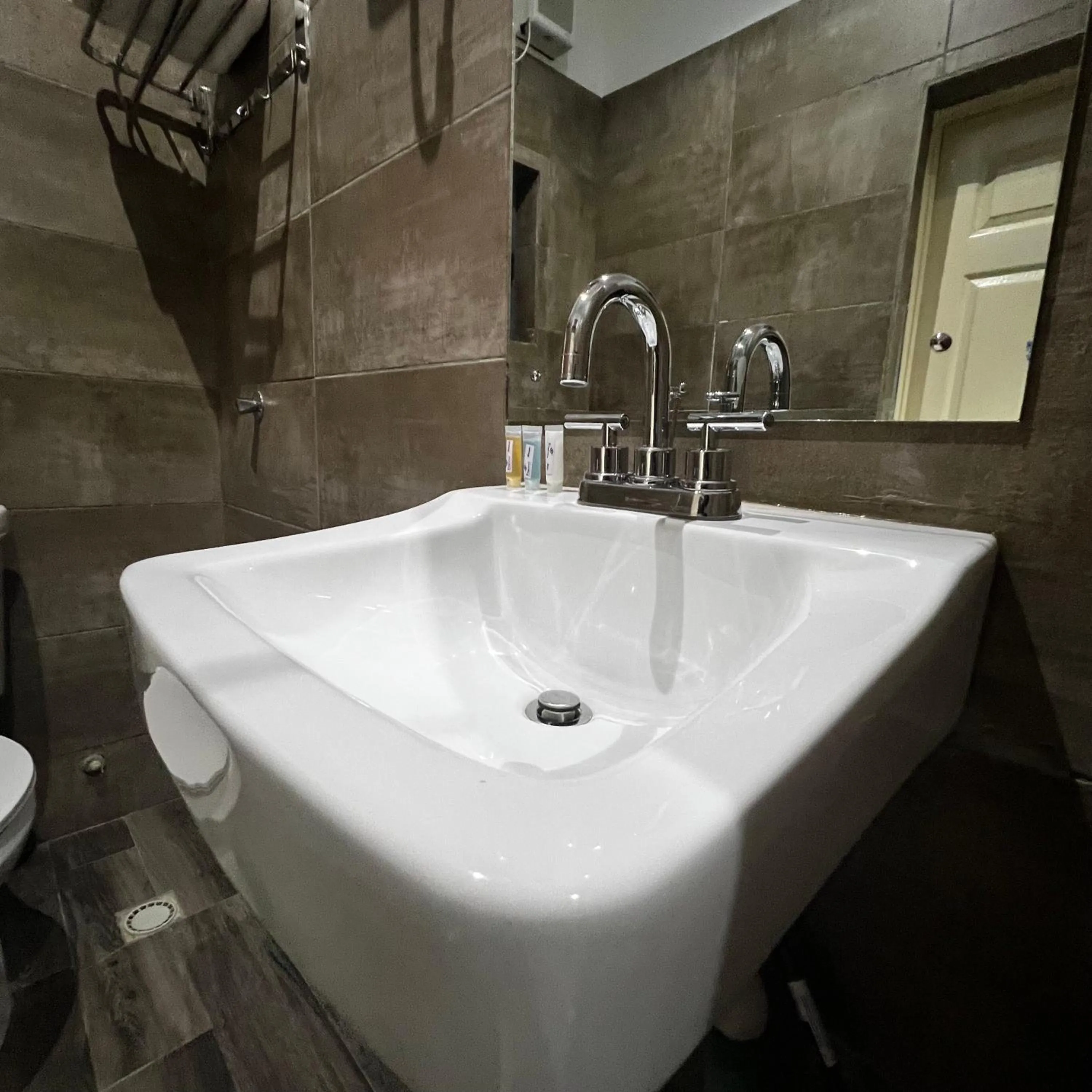 Fragrance Apartments and Suites