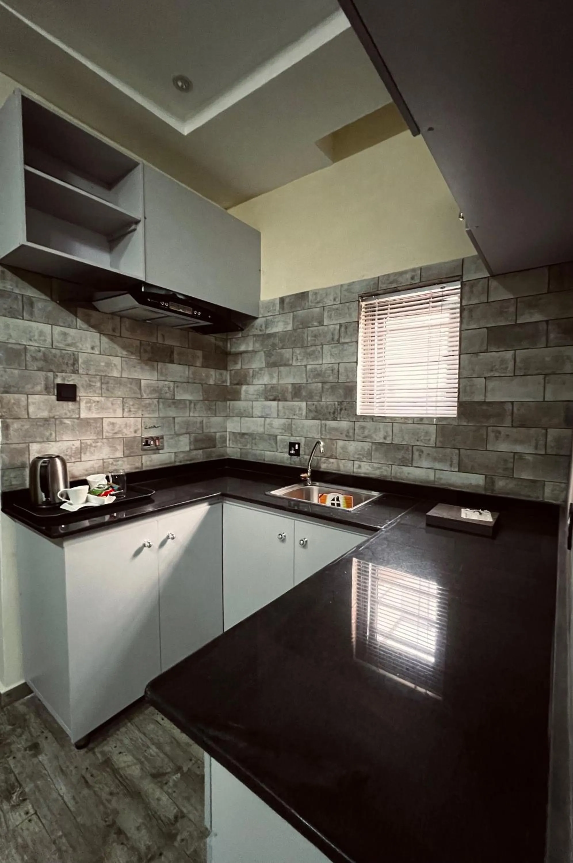 Fragrance Apartments and Suites