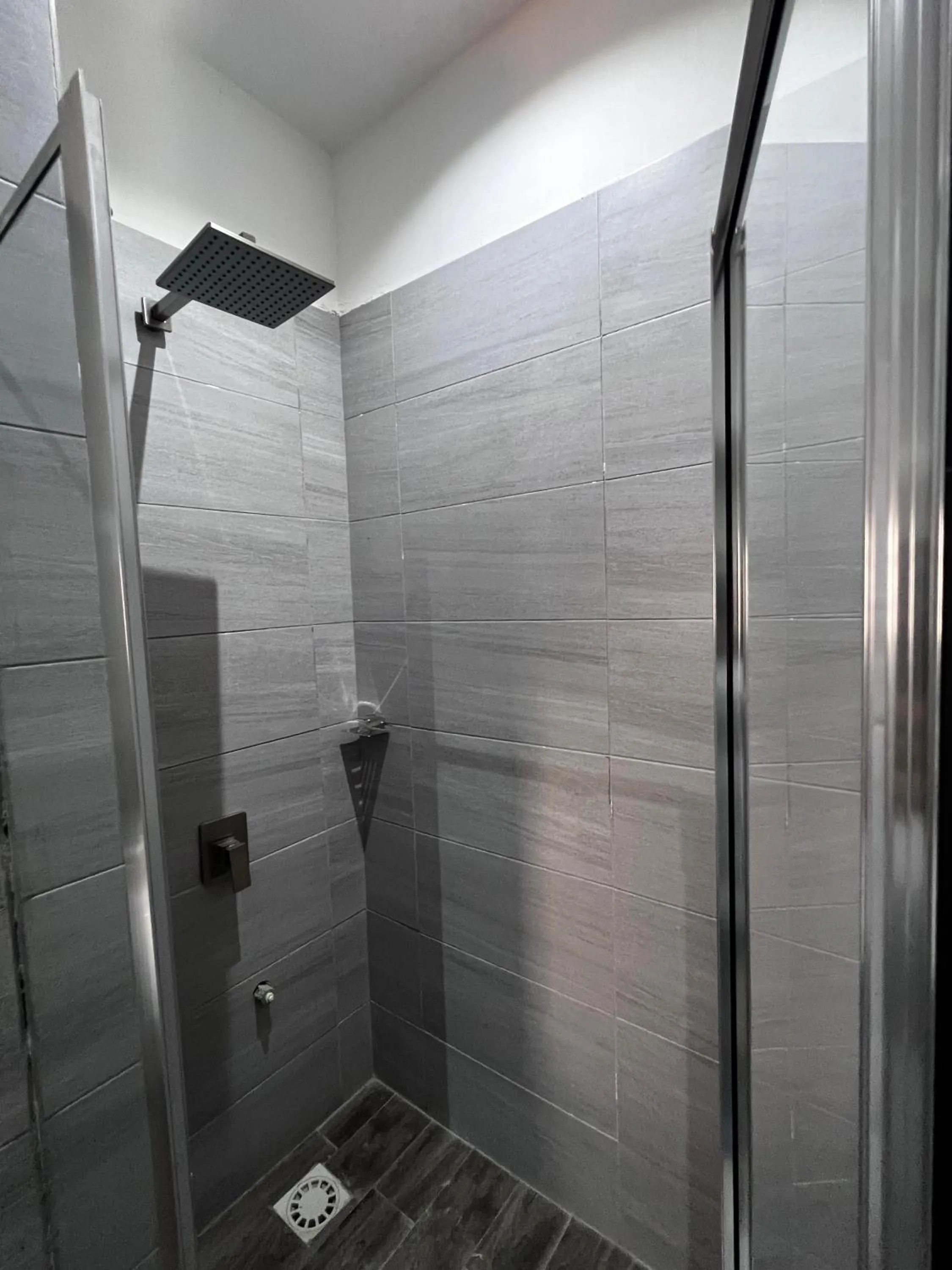 Fragrance Apartments and Suites