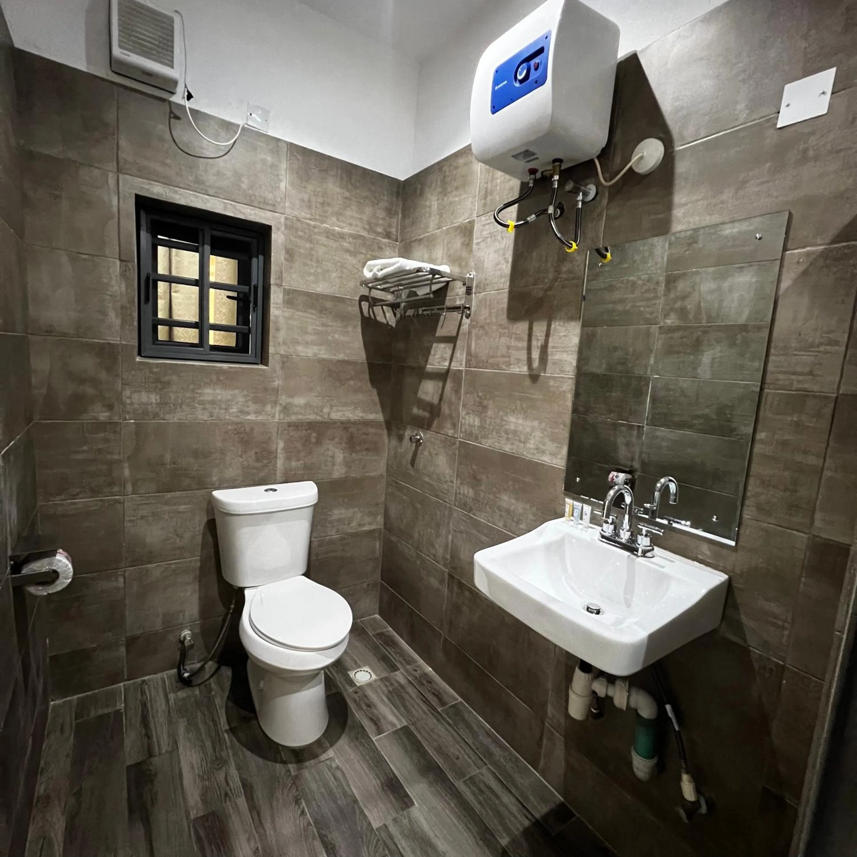 Fragrance Apartments and Suites