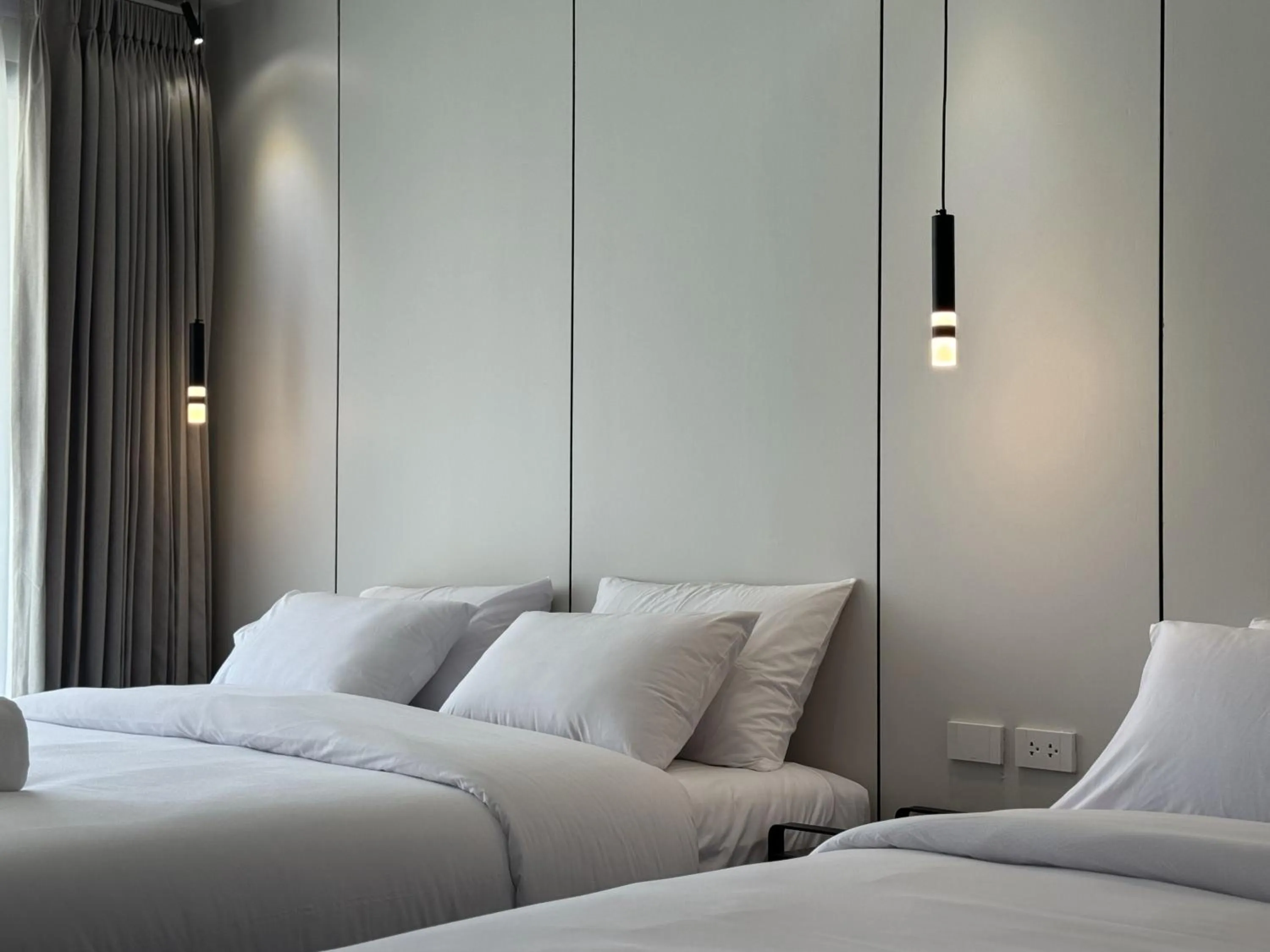 Bed in POR Singharat