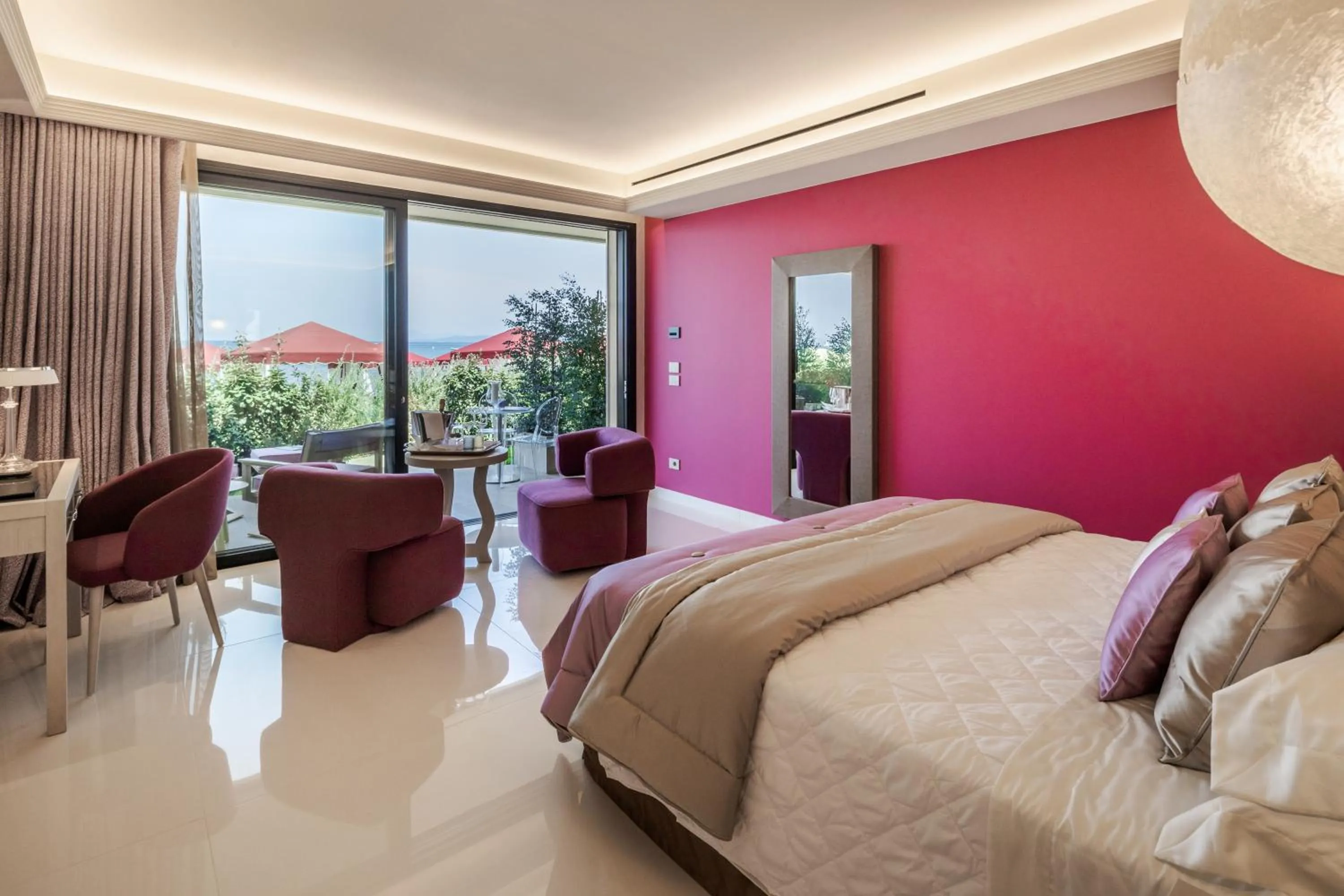 Bedroom, Bed in Cala Beach Resort